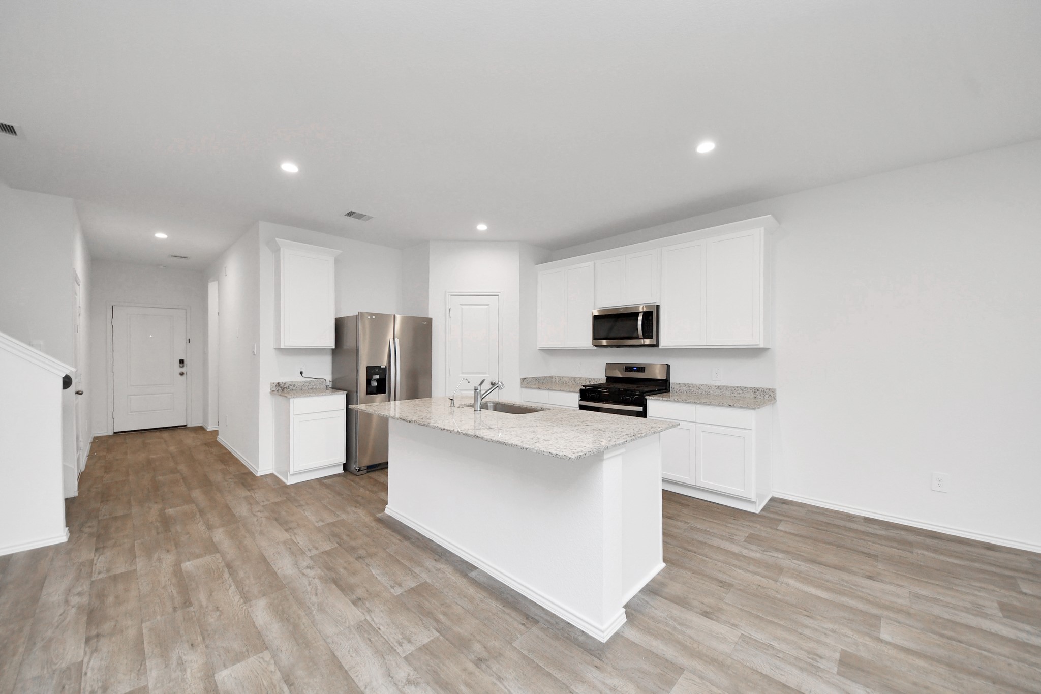 31303 Heddington Lane Property Photo 5
