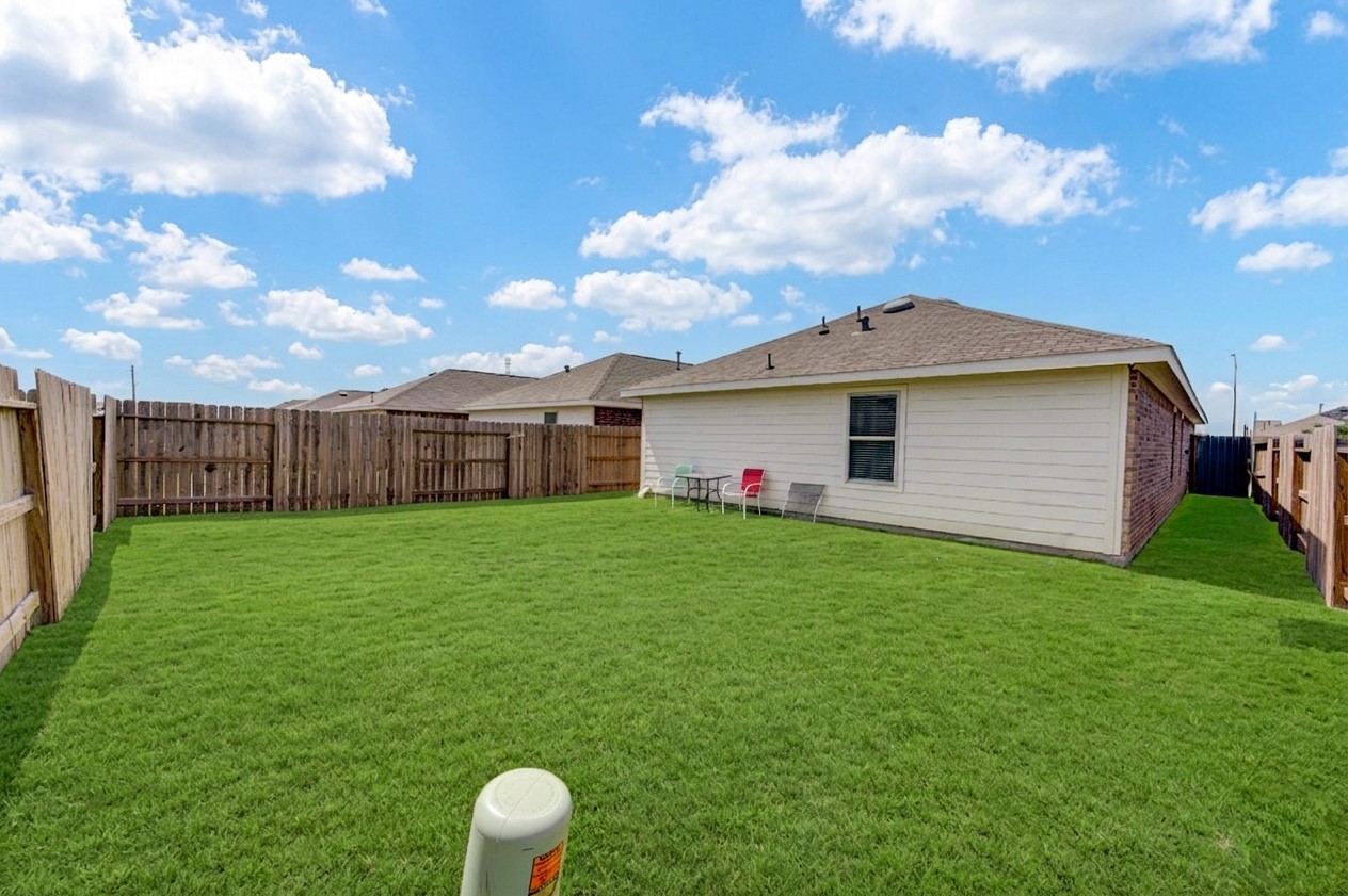 26923 Winward Creek Trail Property Photo 8