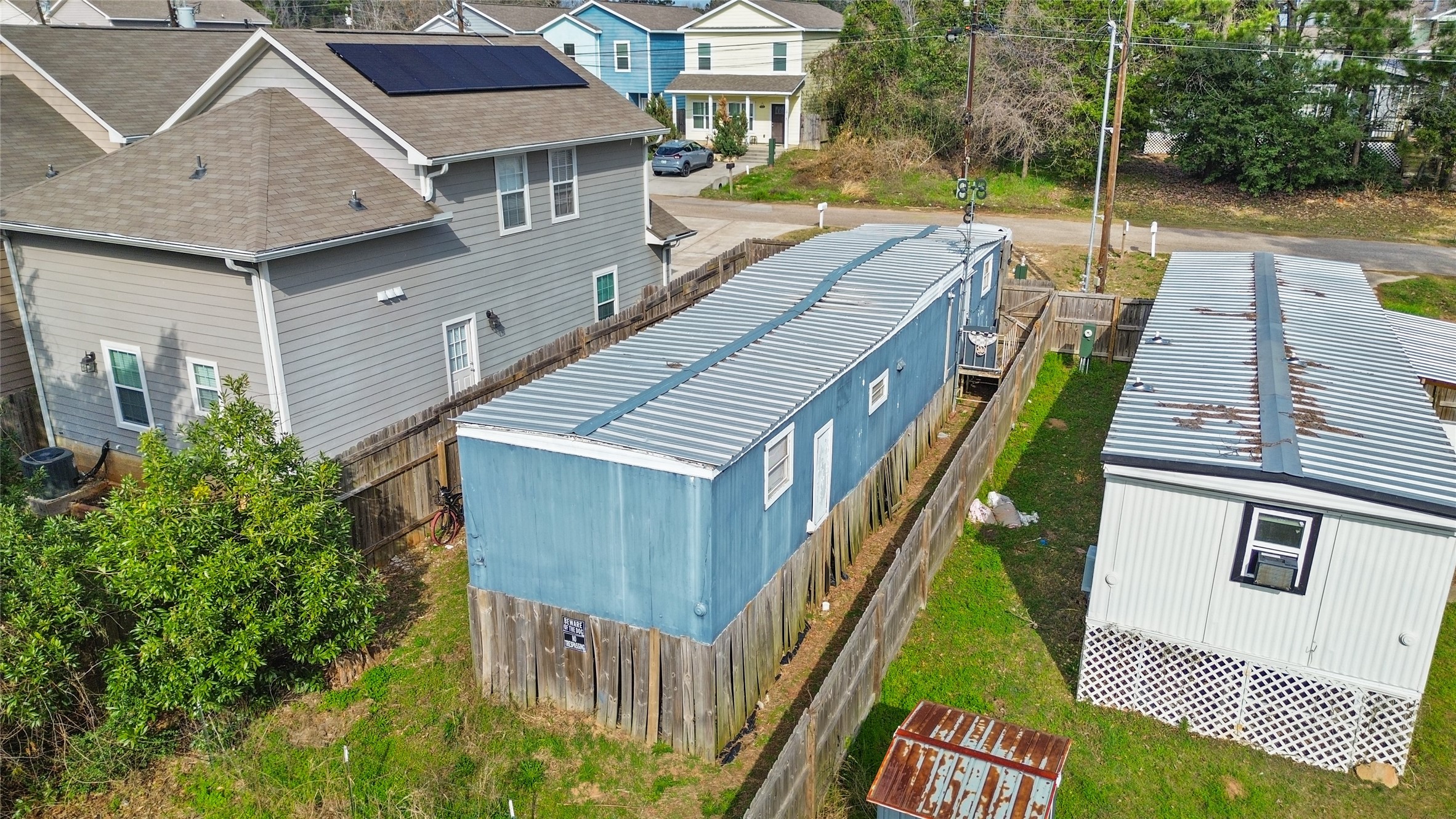 16905 Glenheath Property Photo 16