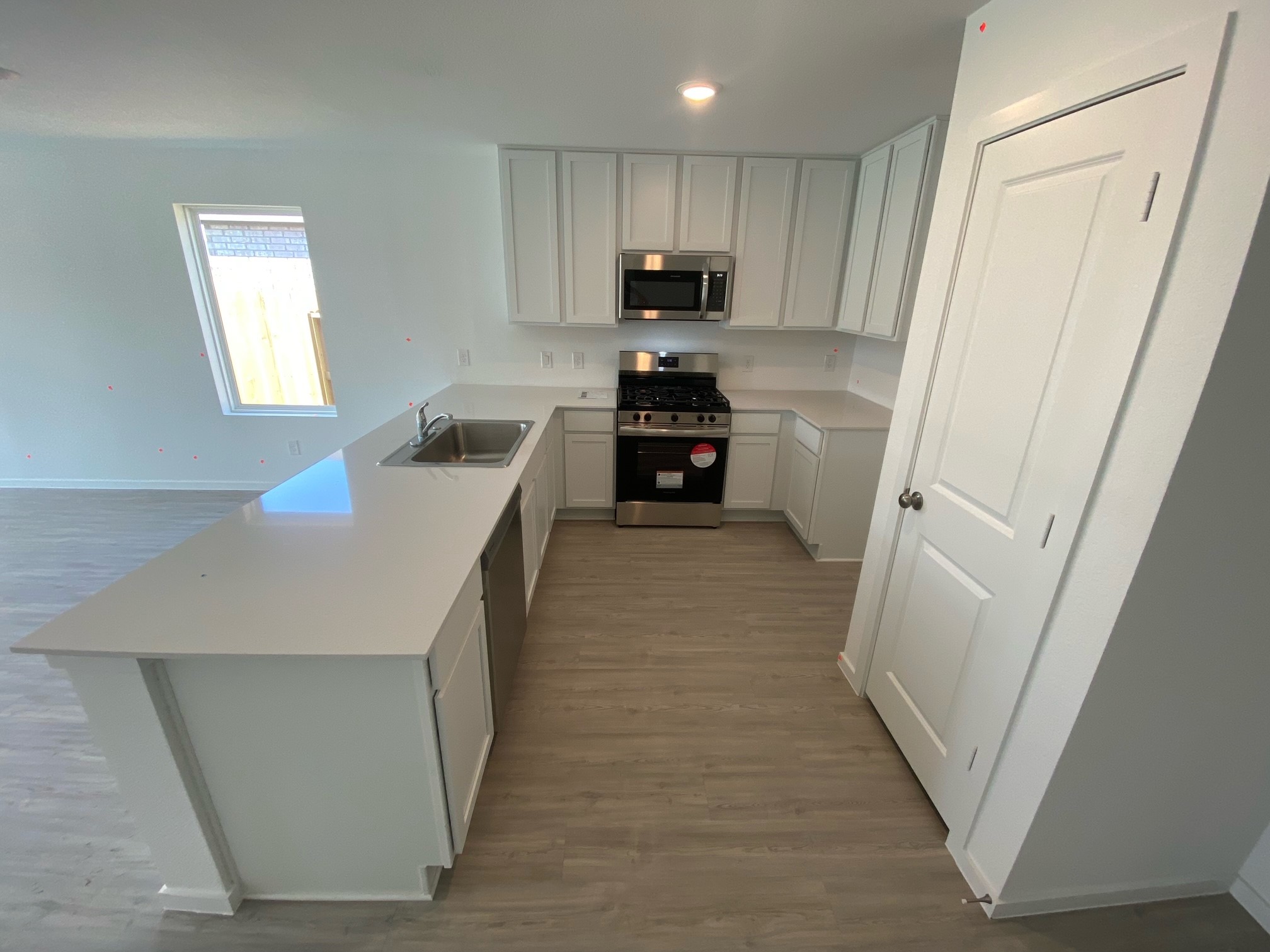 464 Shoreview Drive Property Photo