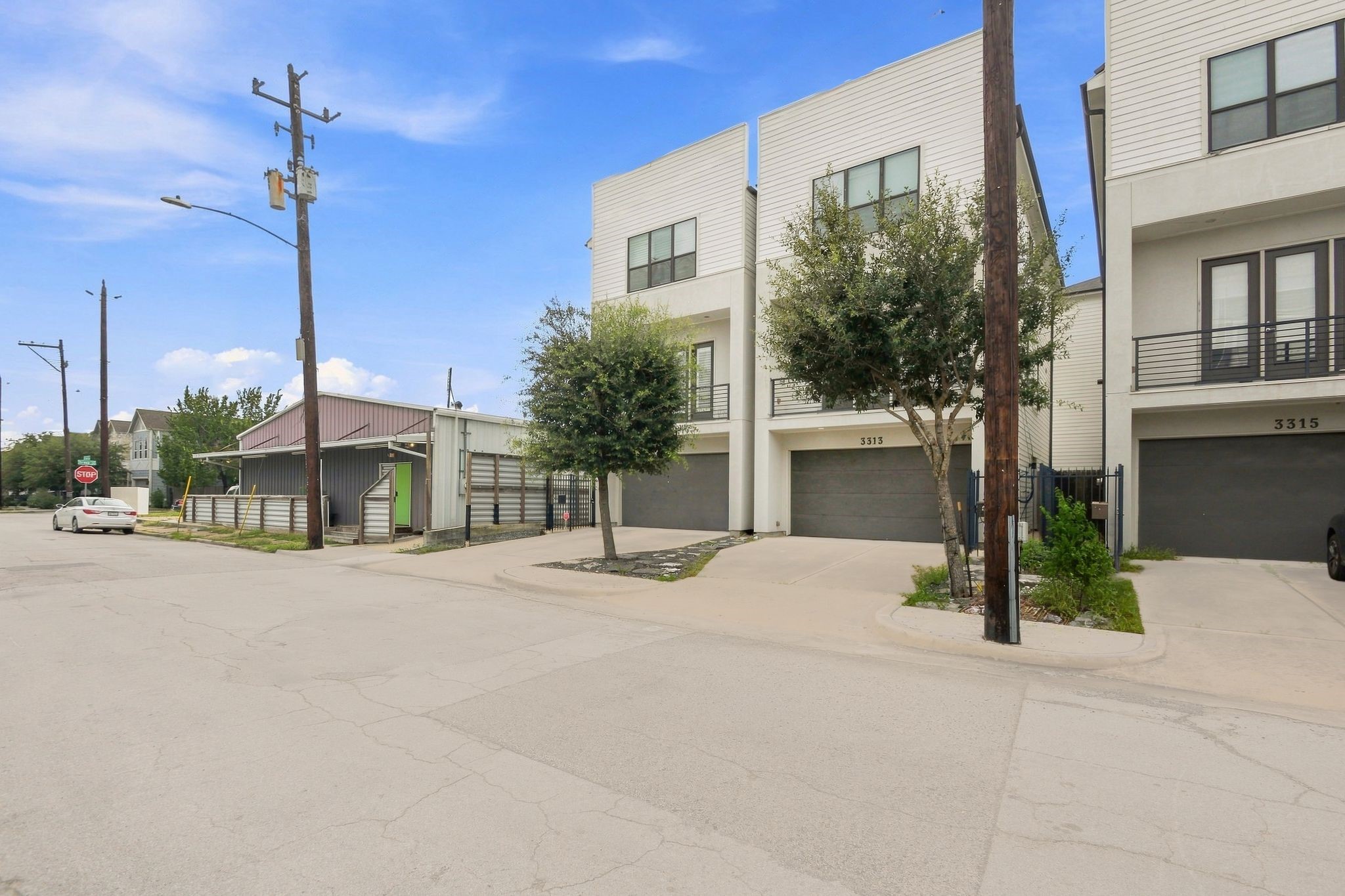 3313 Cline Street Property Photo 2