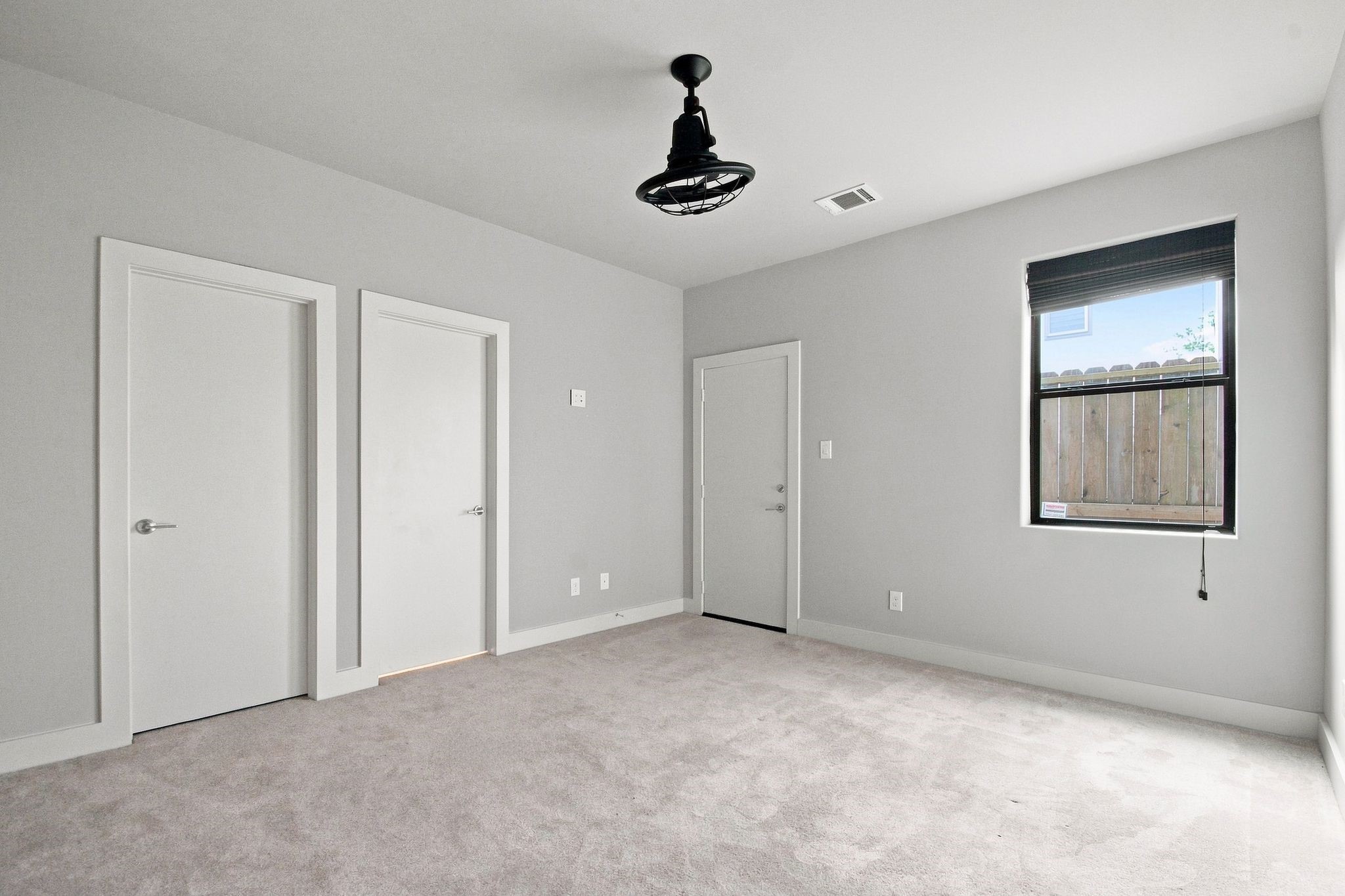 3313 Cline Street Property Photo 9