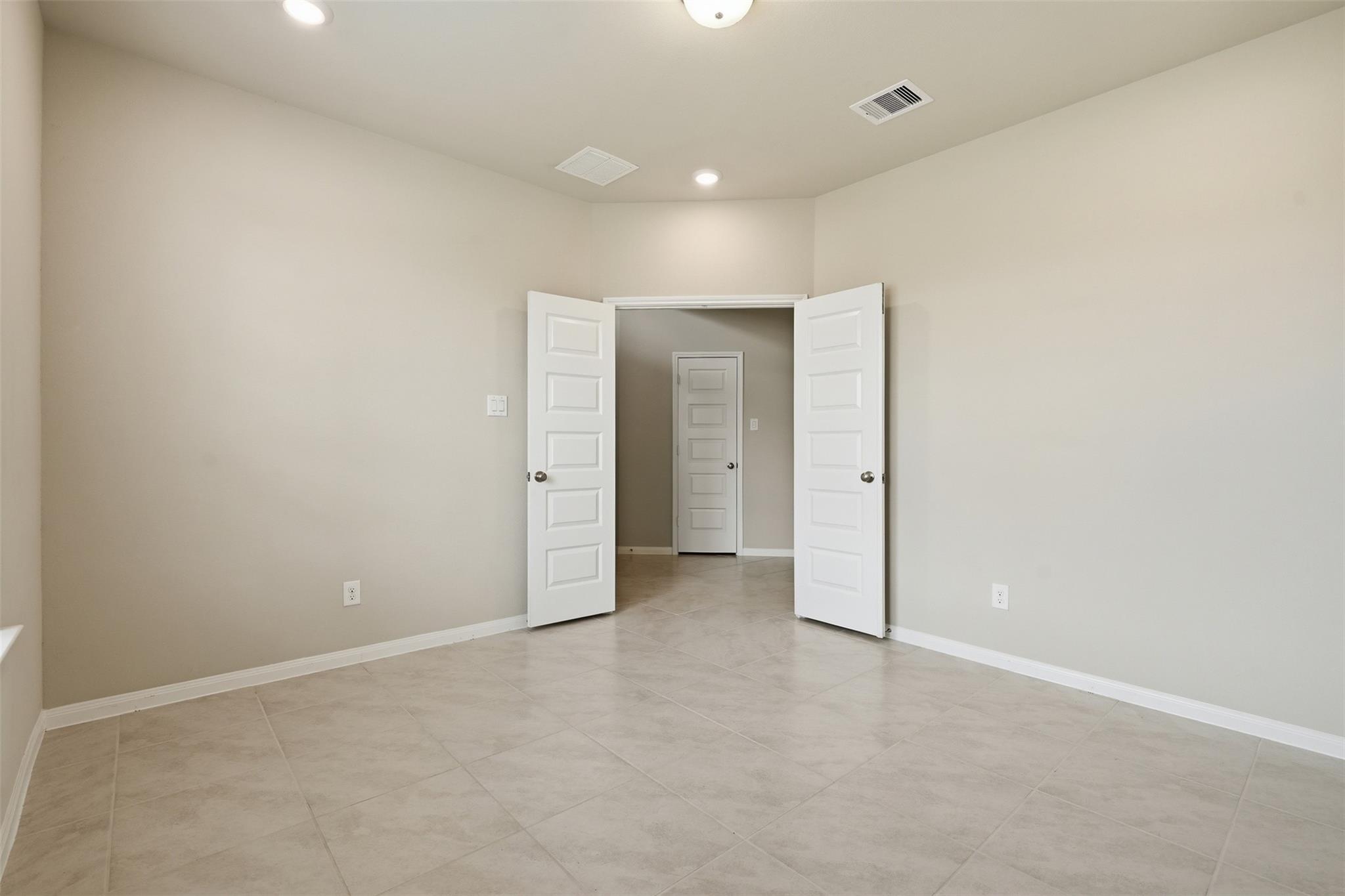 2413 Olancha Drive, Rosharon Tx 77583 Property Photo 7