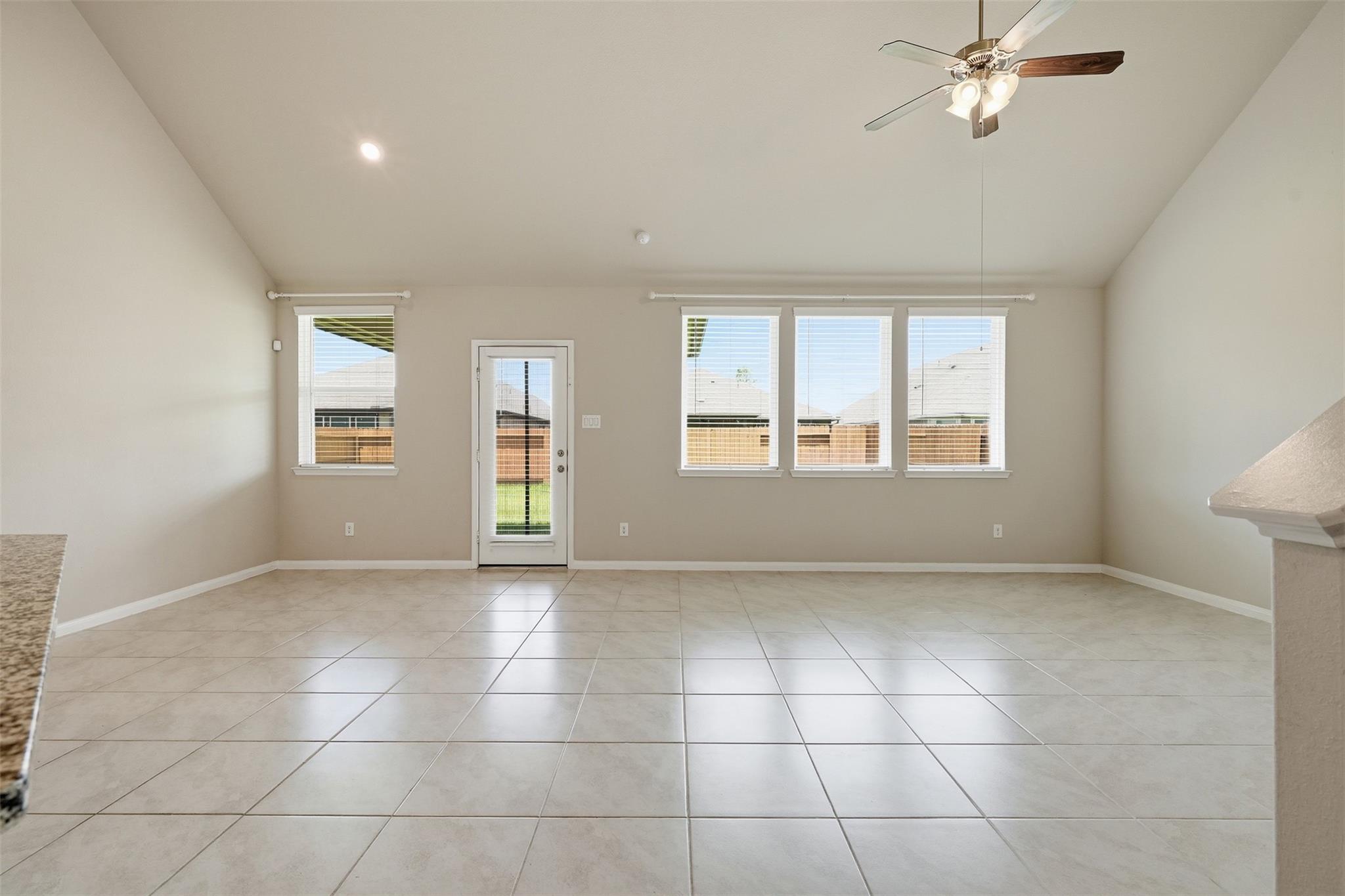 2413 Olancha Drive, Rosharon Tx 77583 Property Photo 10