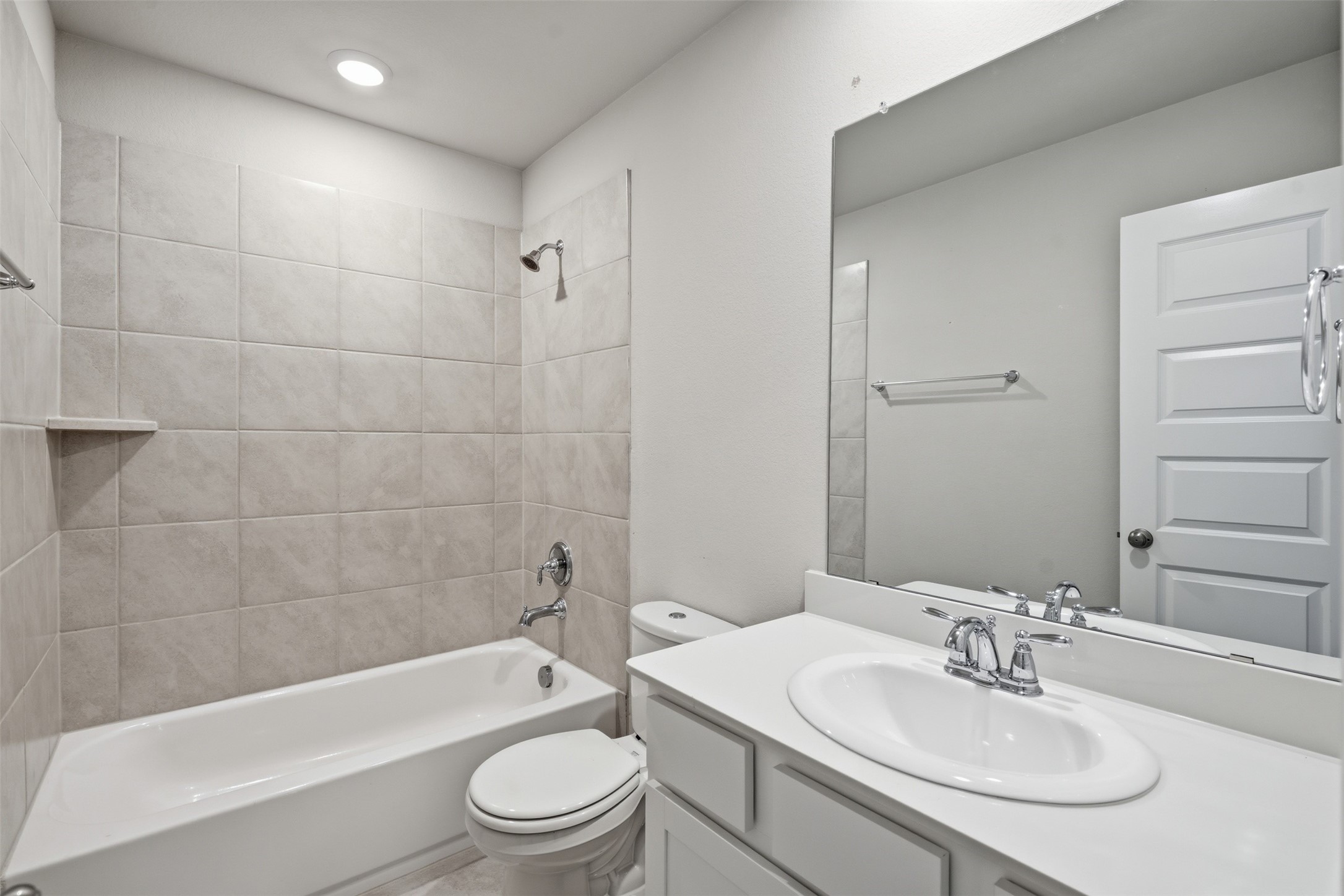 2413 Olancha Drive Property Photo 36