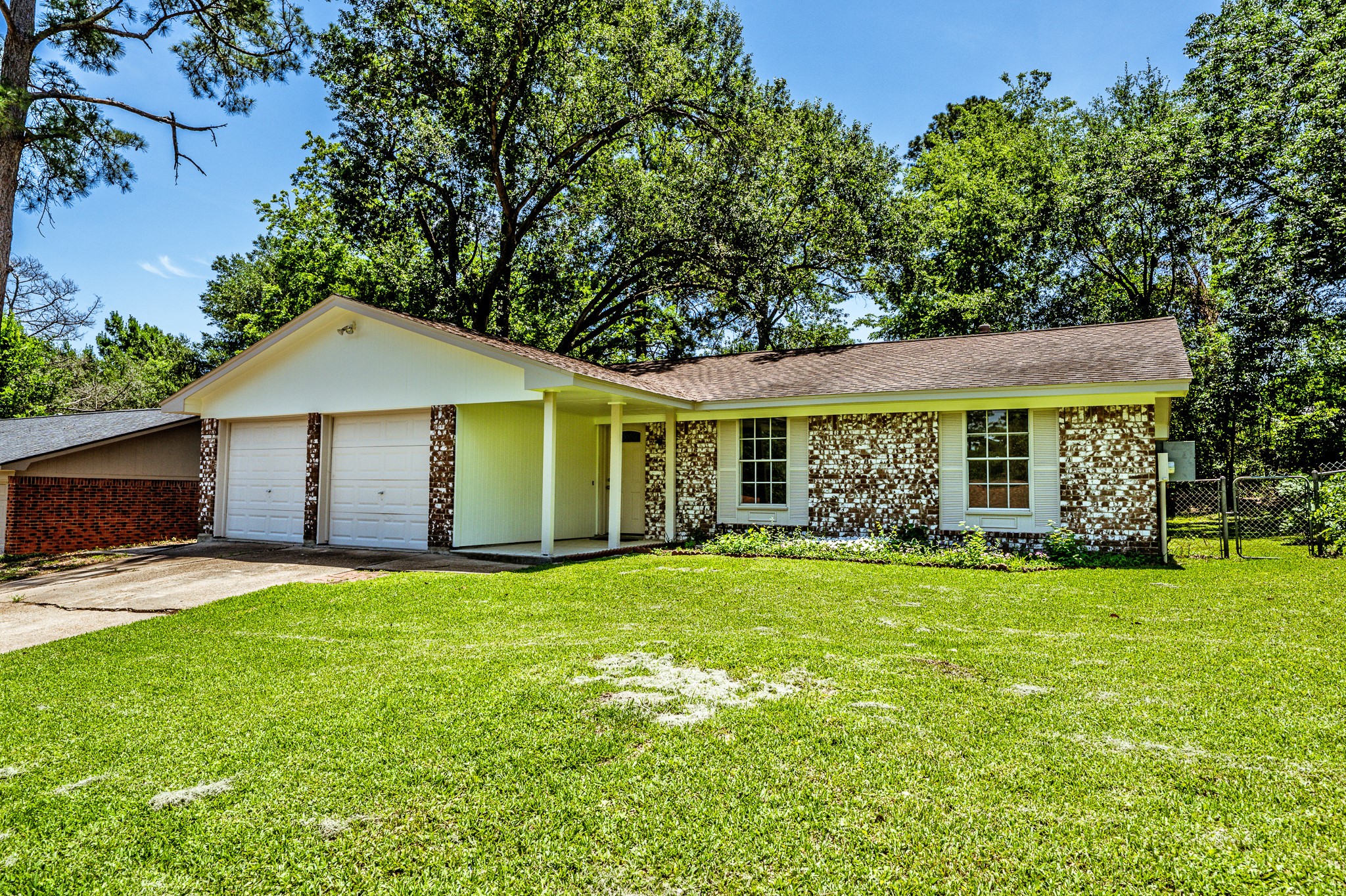 2615 Chimney Rock Property Photo 2