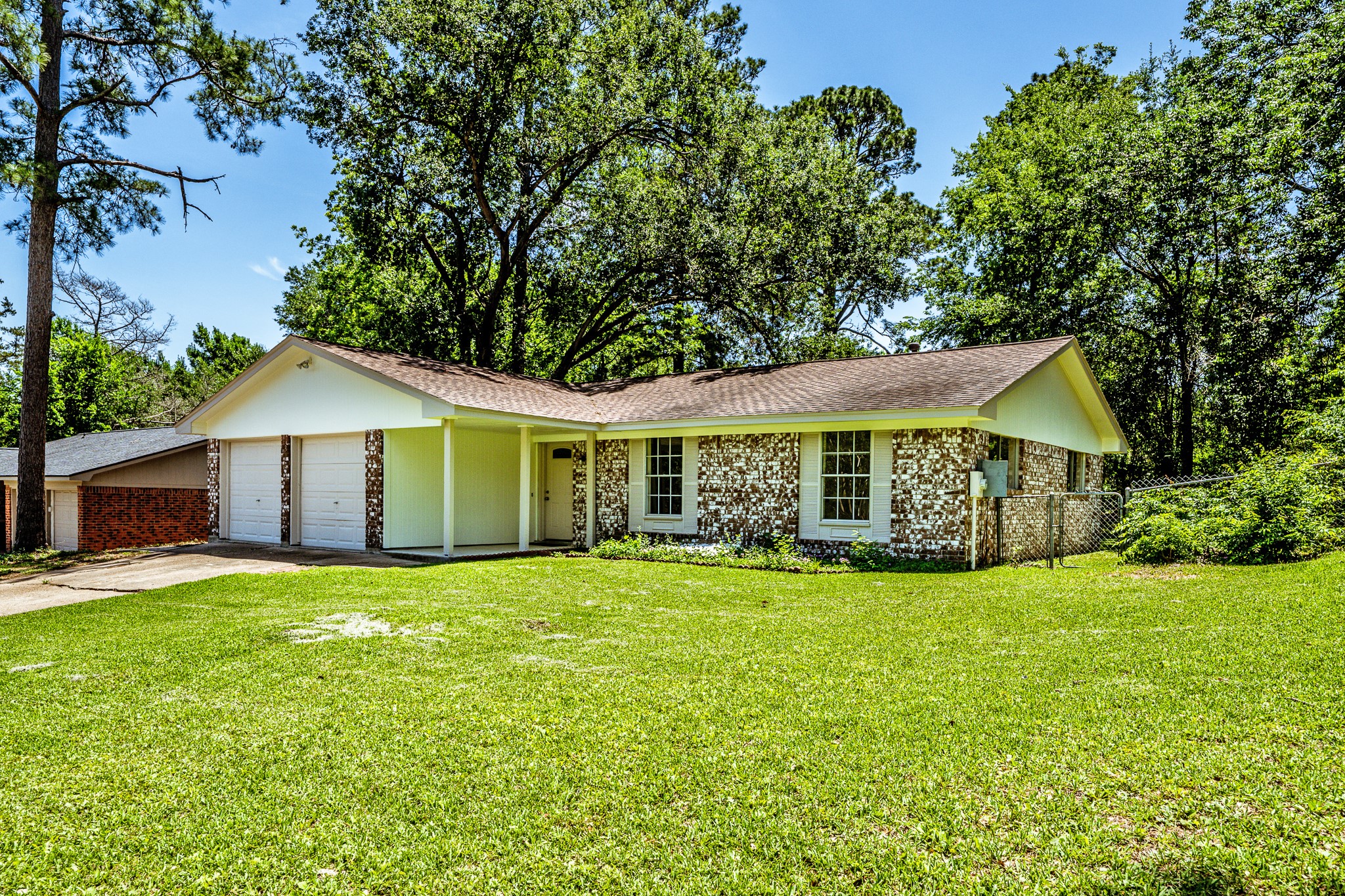 2615 Chimney Rock Property Photo 5