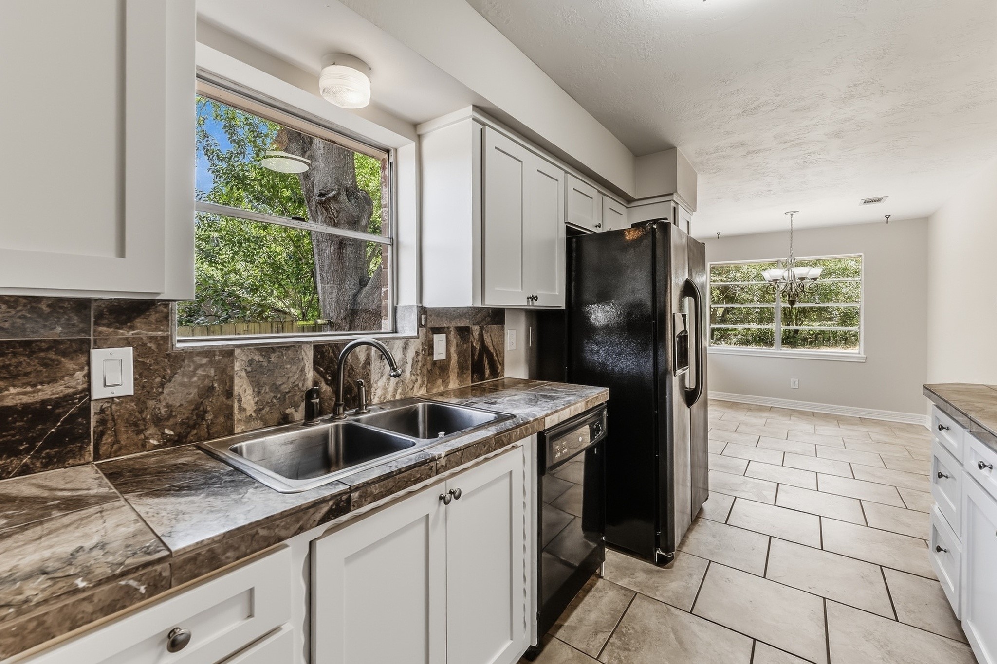 2615 Chimney Rock Property Photo 12