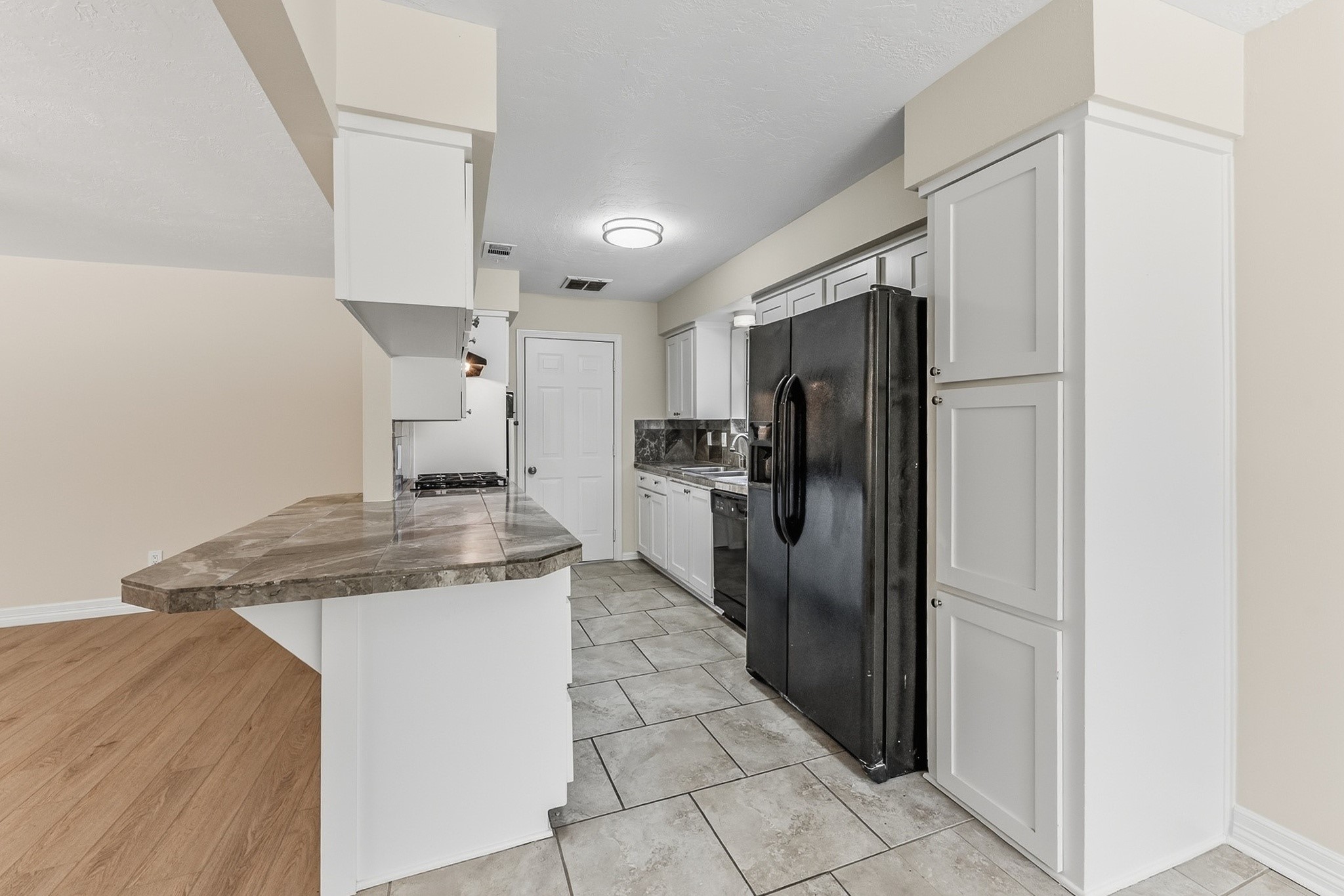 2615 Chimney Rock Property Photo 16