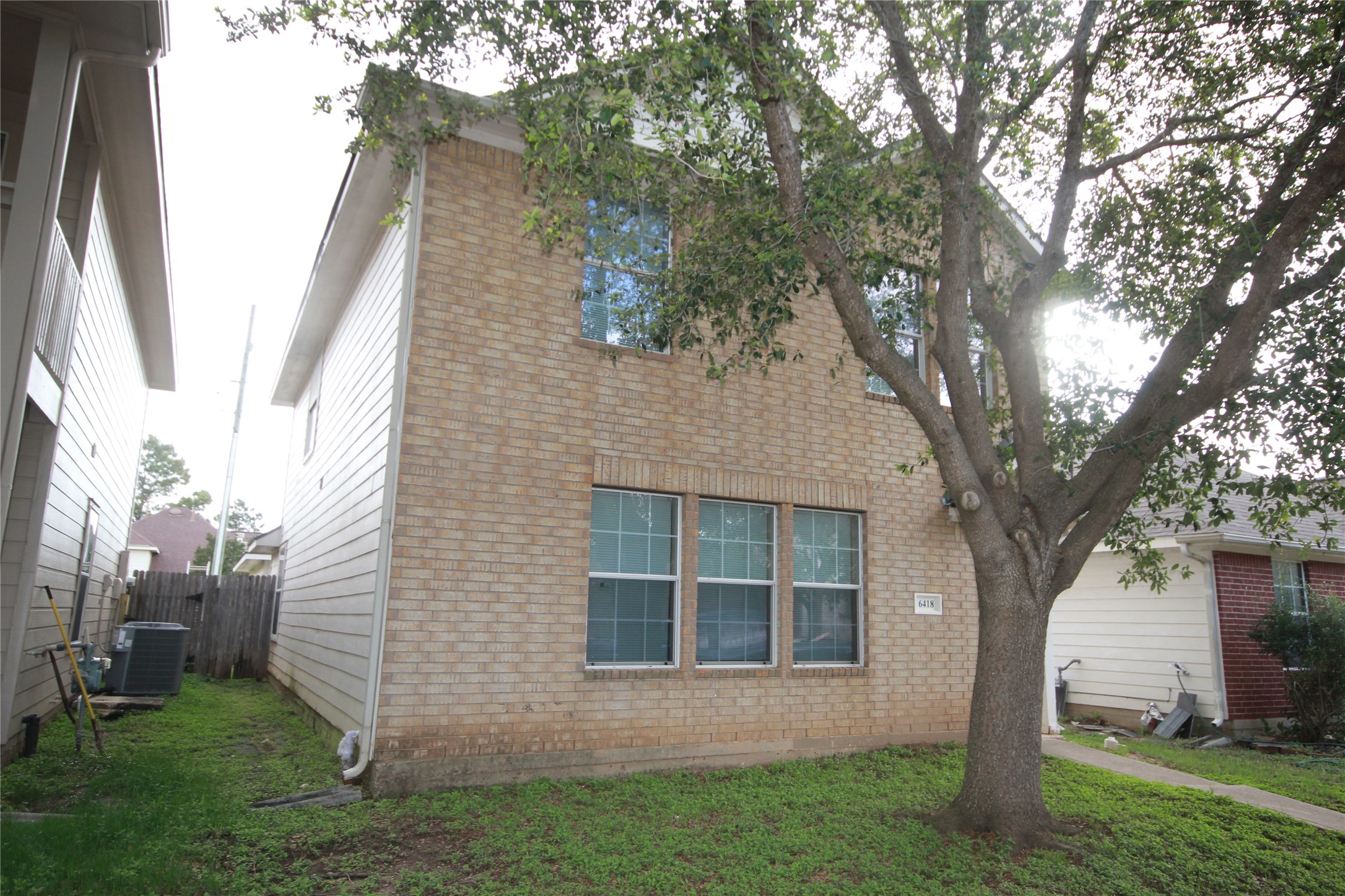 6418 Mountain Pines Lane Property Photo 2