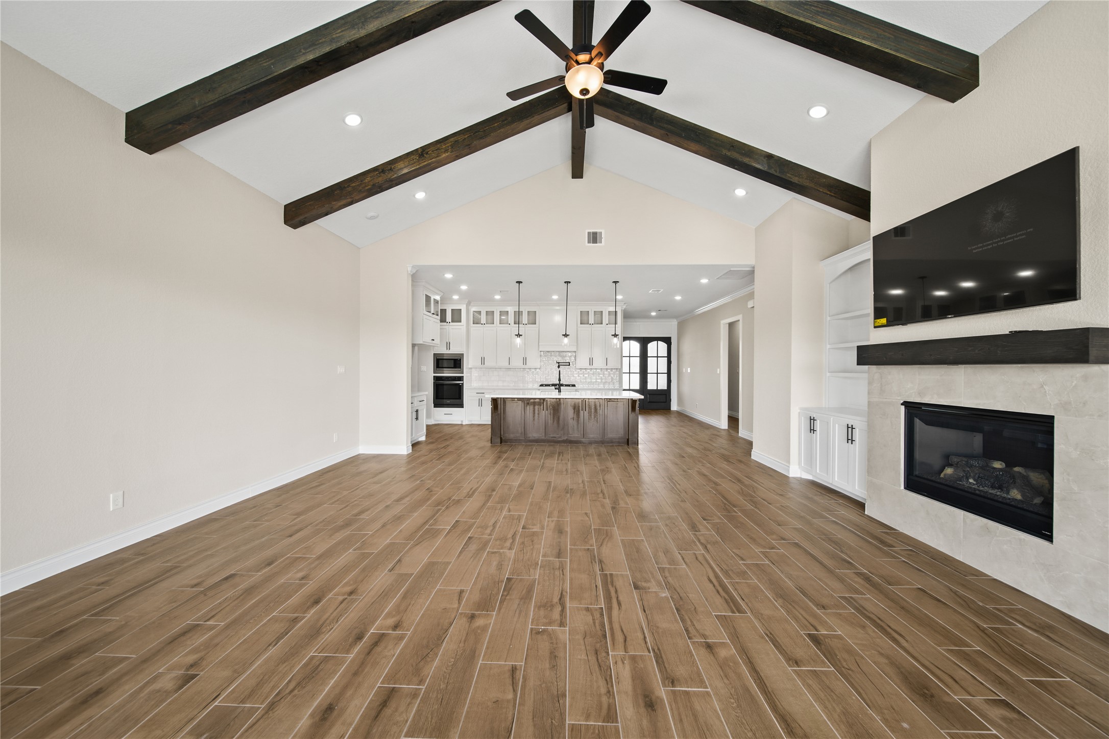 13011 Willow Drive Property Photo 10