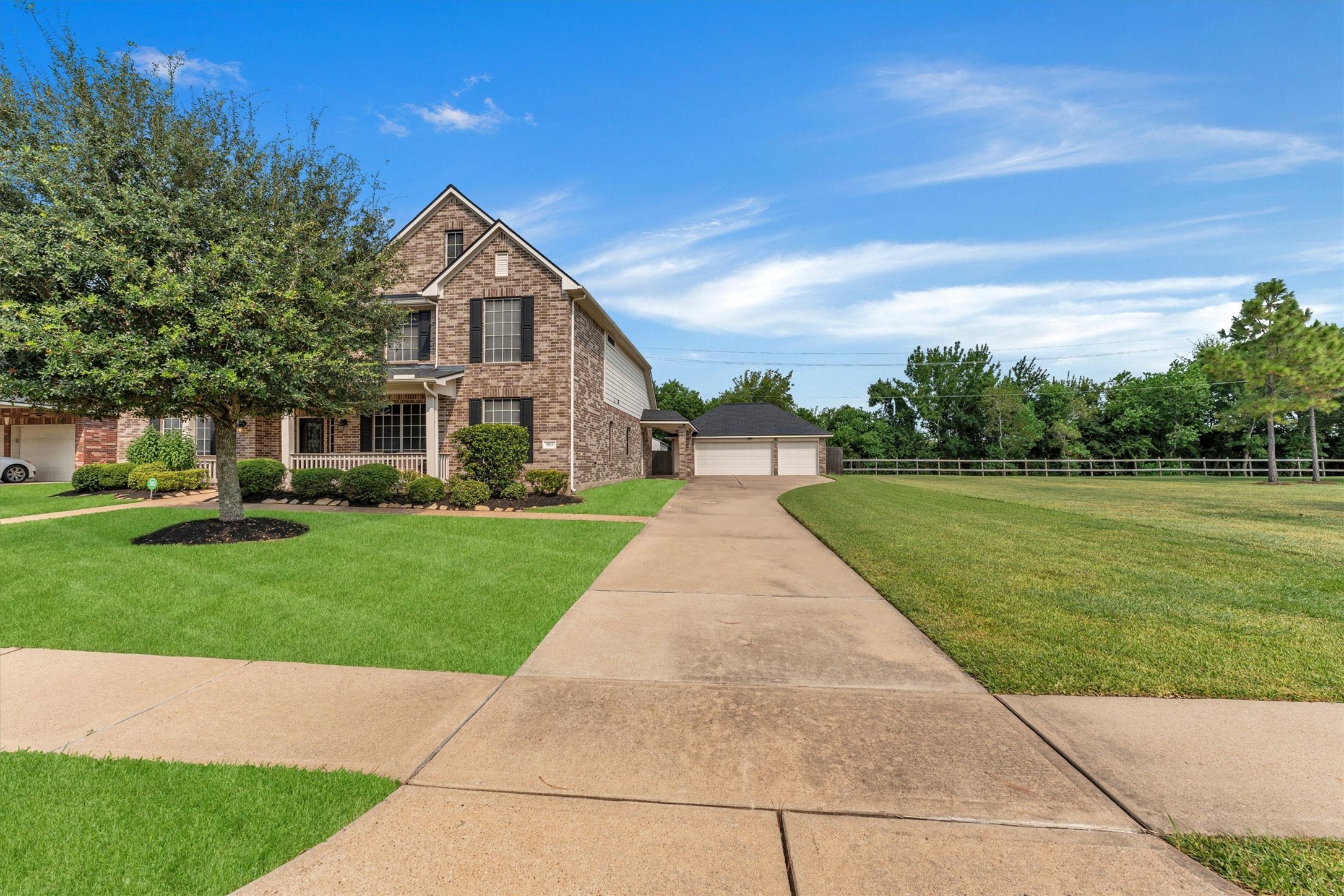 3015 Briarsage Lane Property Photo 4