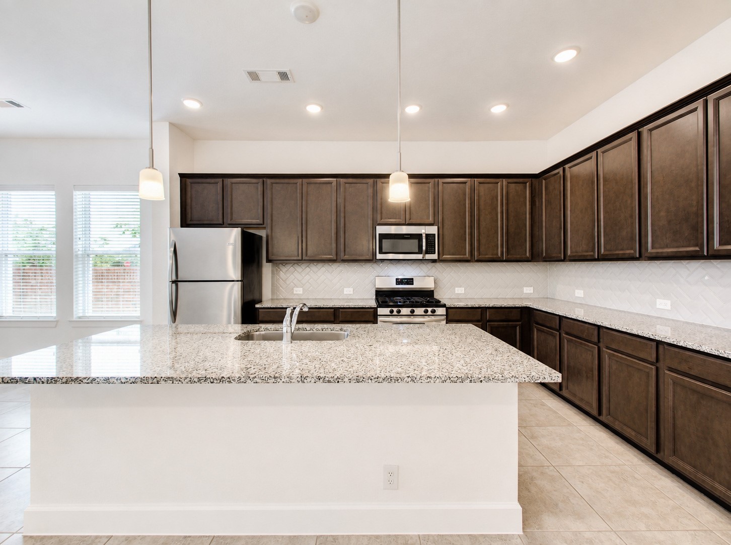 23611 Mock Wagon Way Property Photo 7