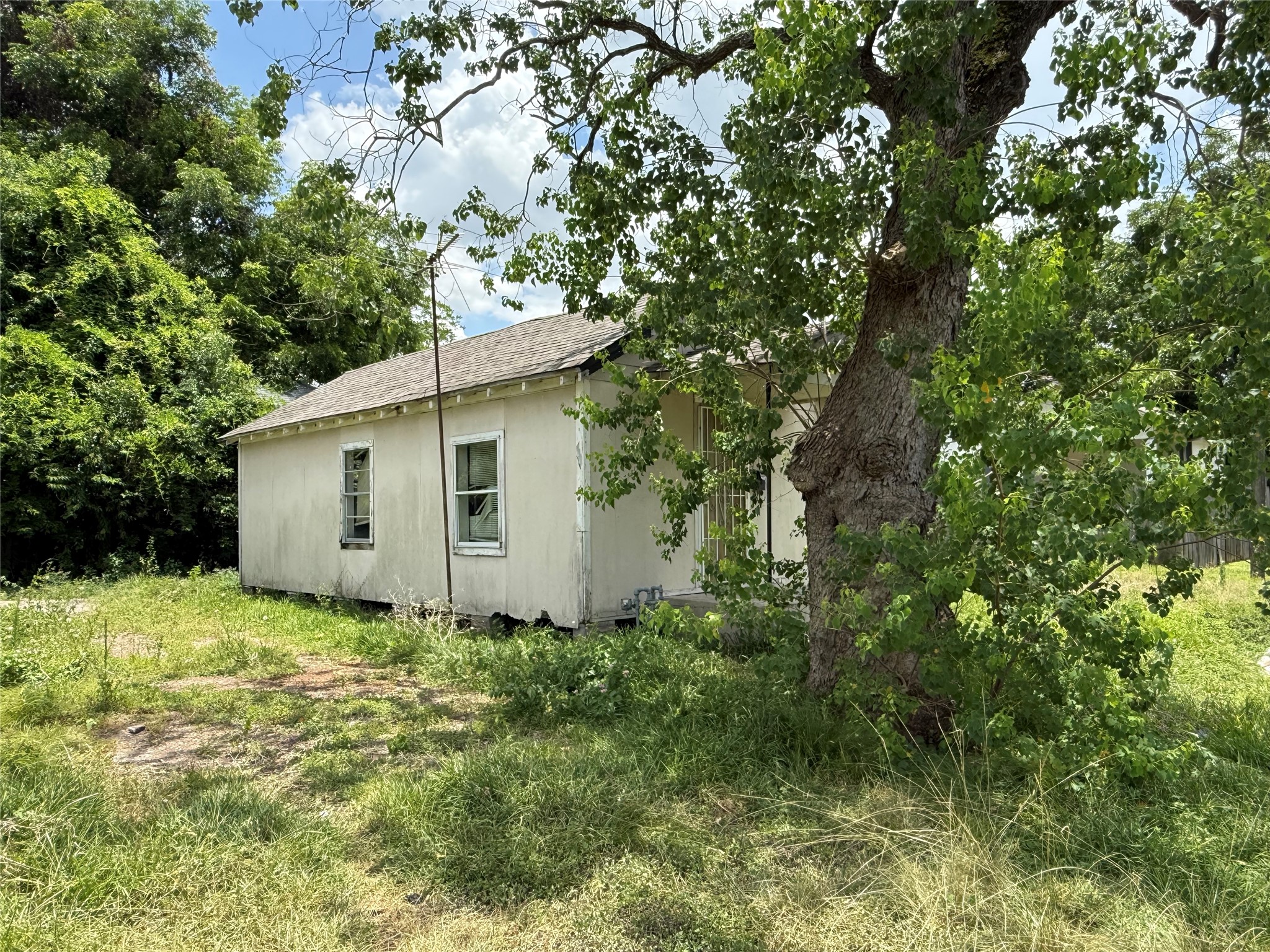 6302 Torreon Street Property Photo 8
