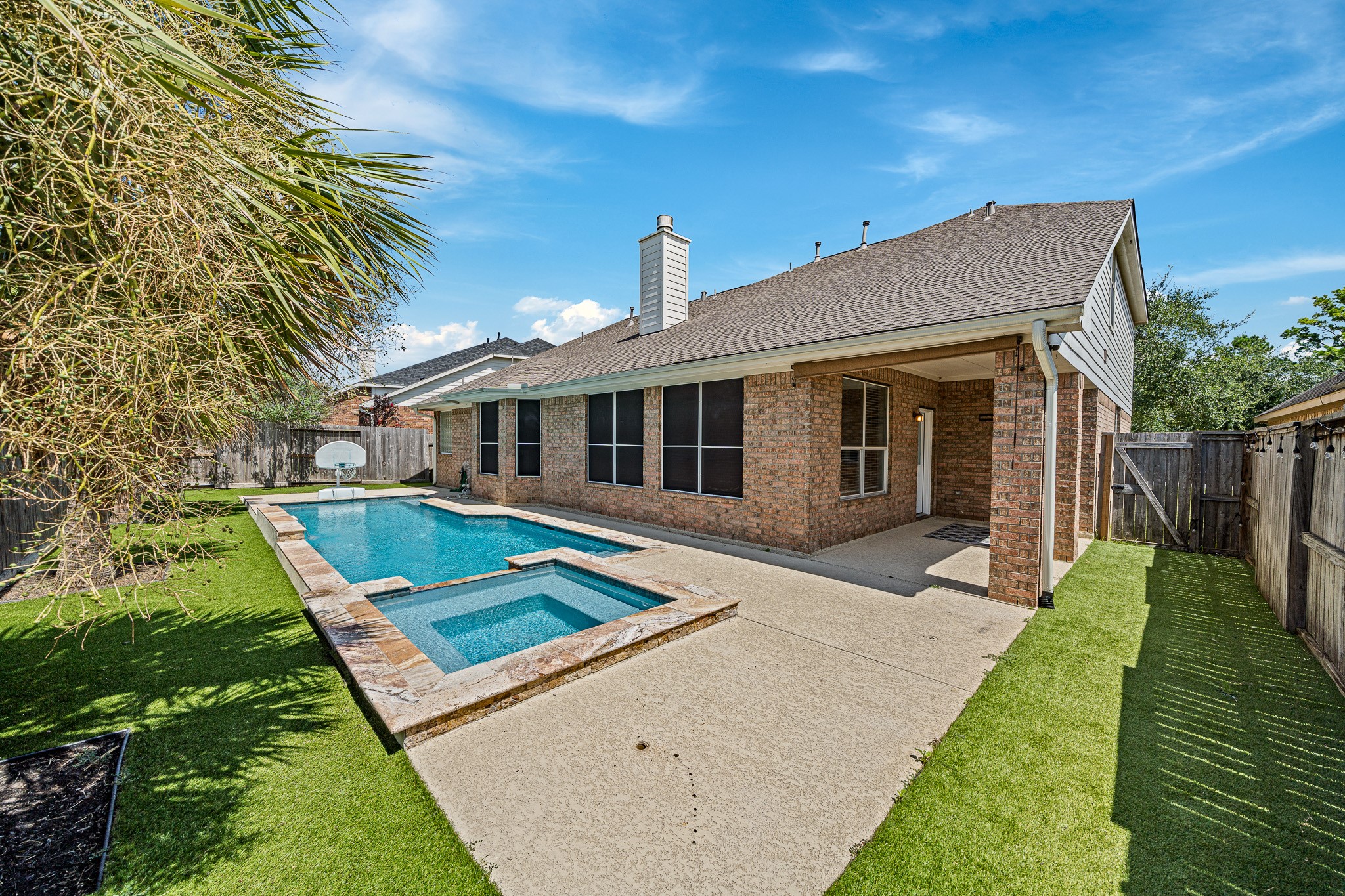 17815 Gables Bend Drive Property Photo 9