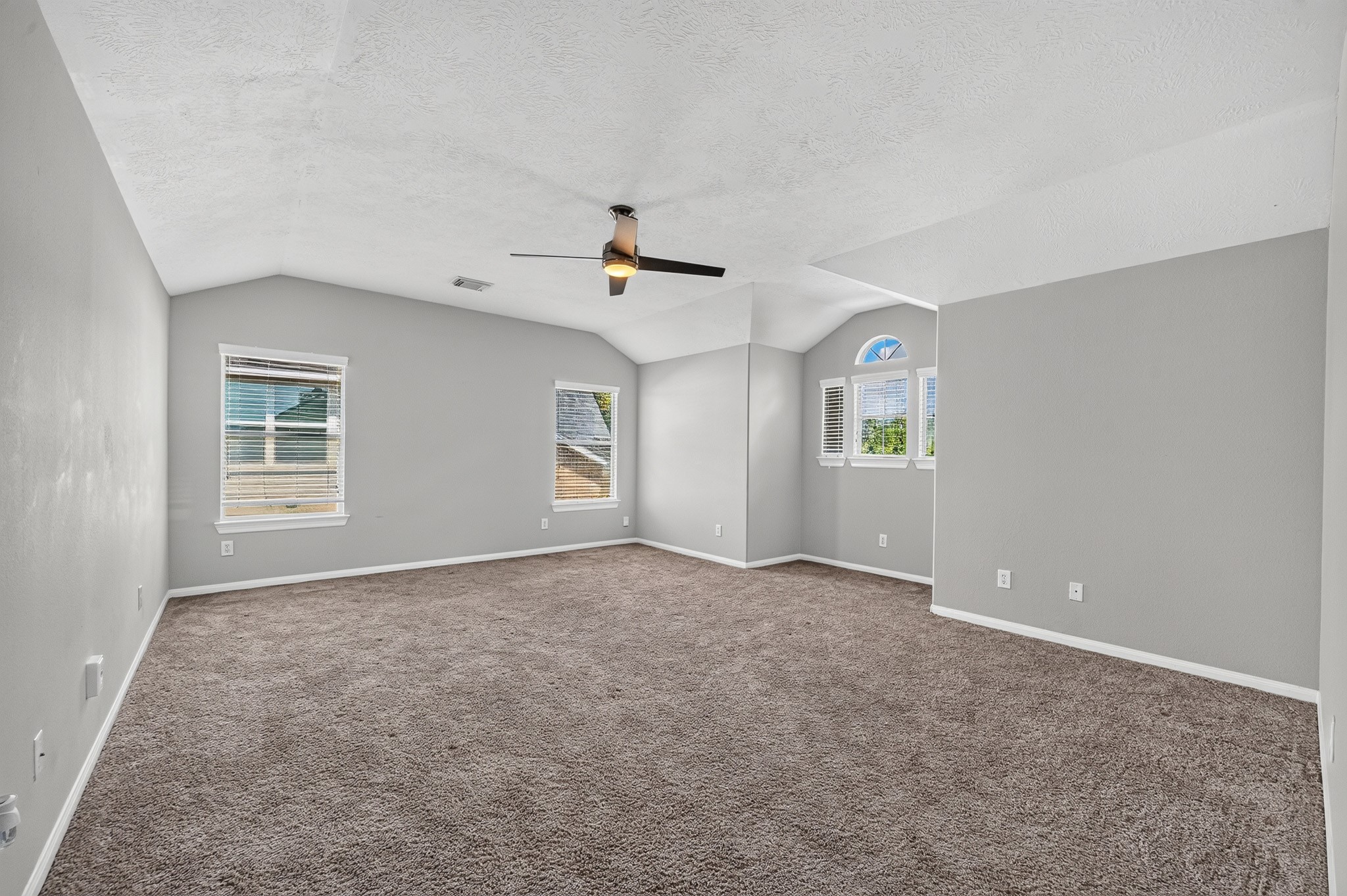 17815 Gables Bend Drive Property Photo 16