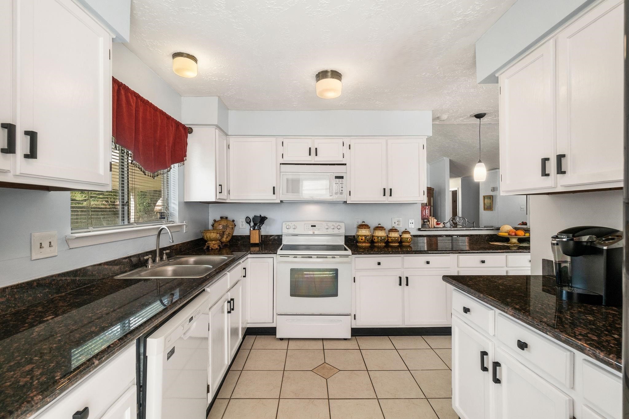 15802 Tammany Lane Property Photo 14