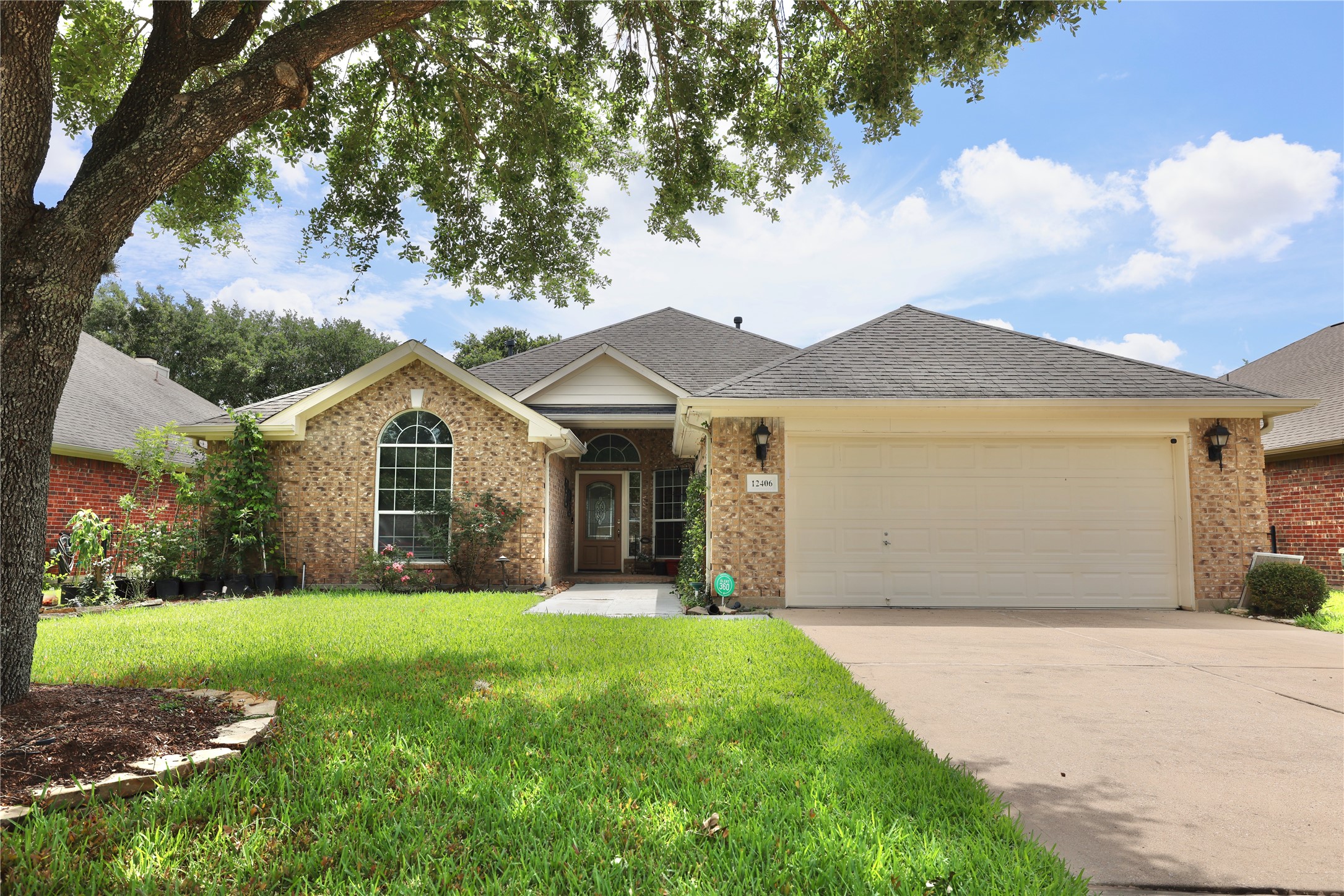 12406 Drake Prairie Lane Property Photo 1