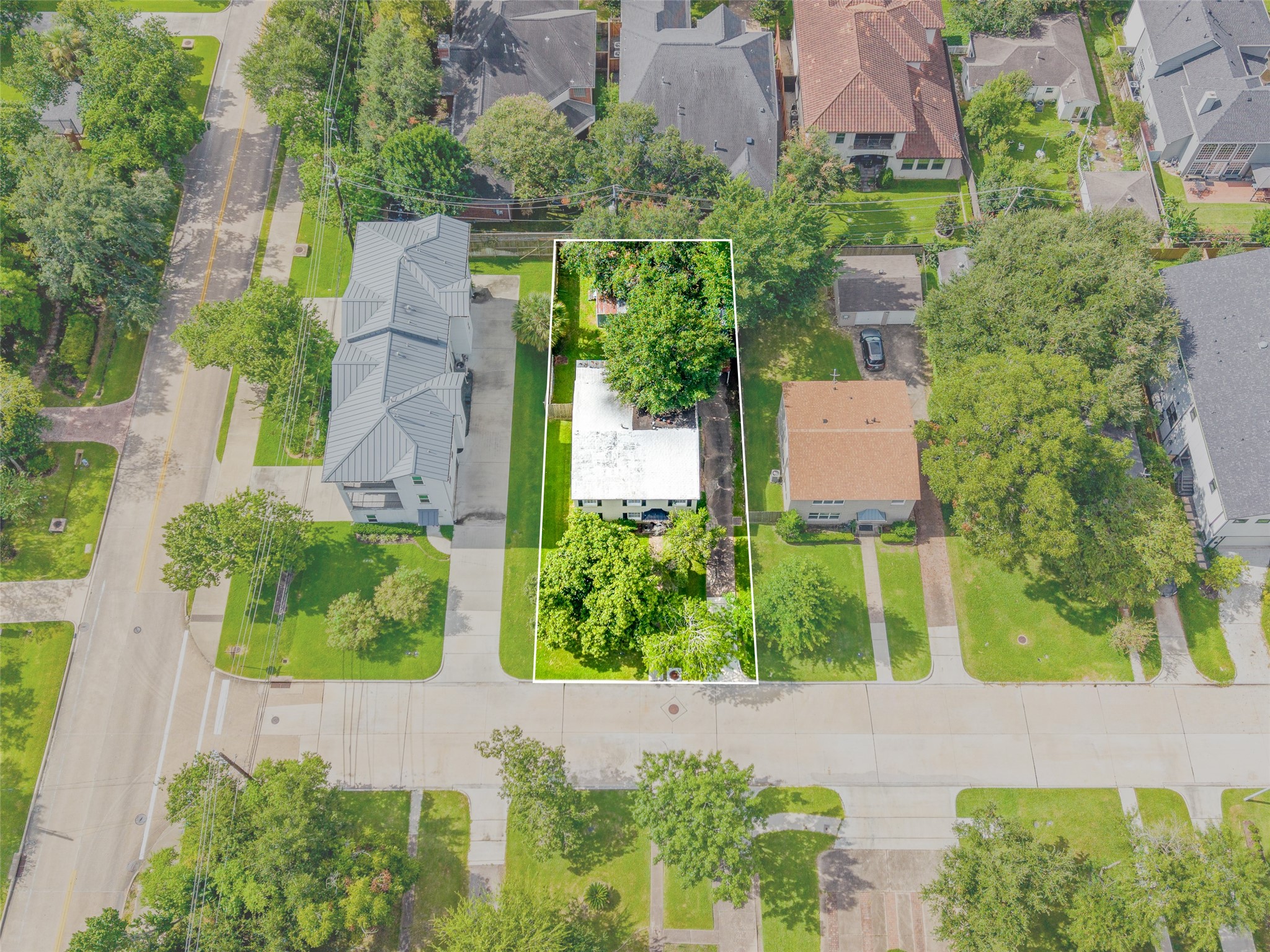 4505/4507 Larch Lane Property Photo 15