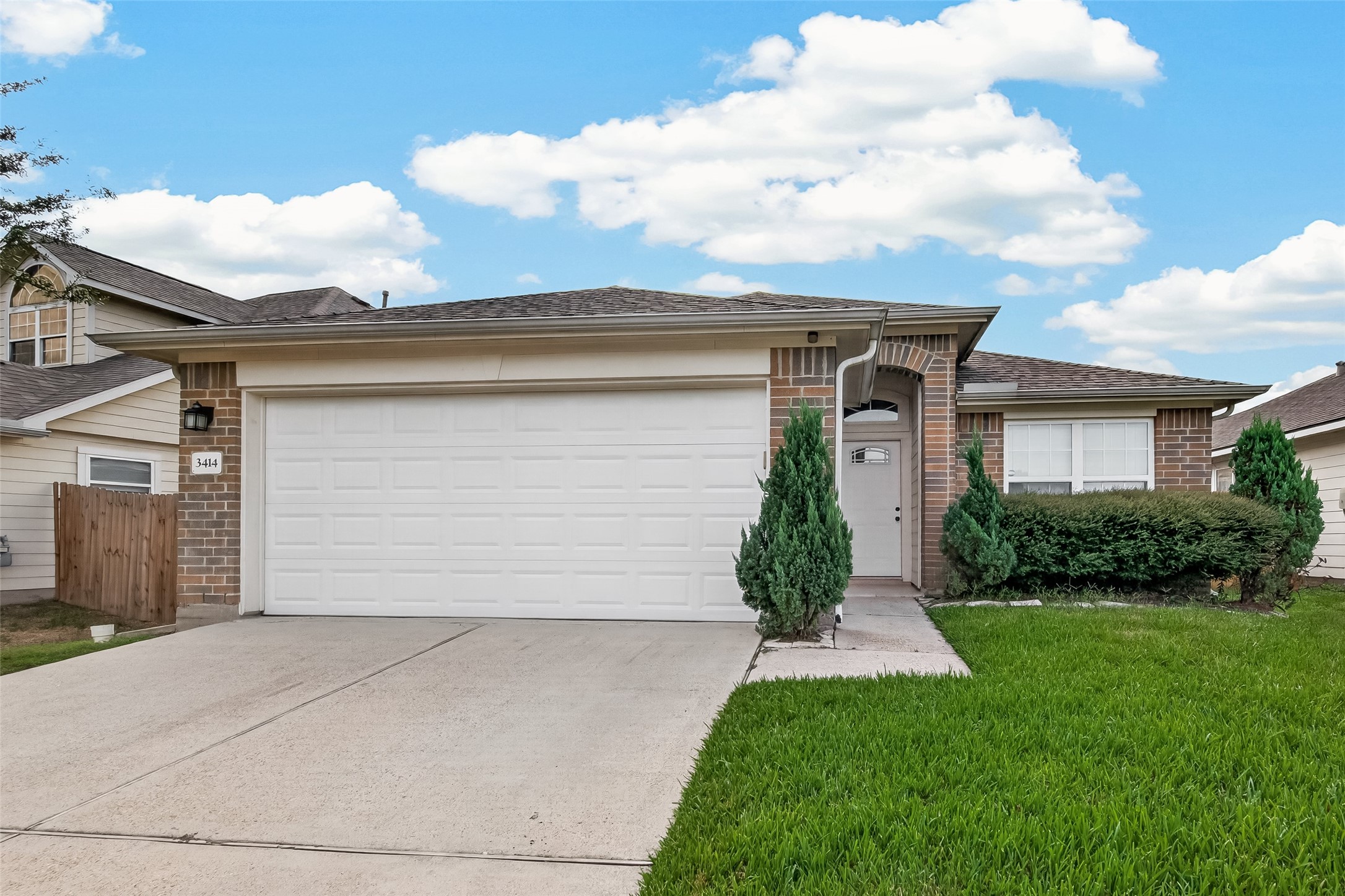 3414 Bluebird Park Lane Property Photo 1