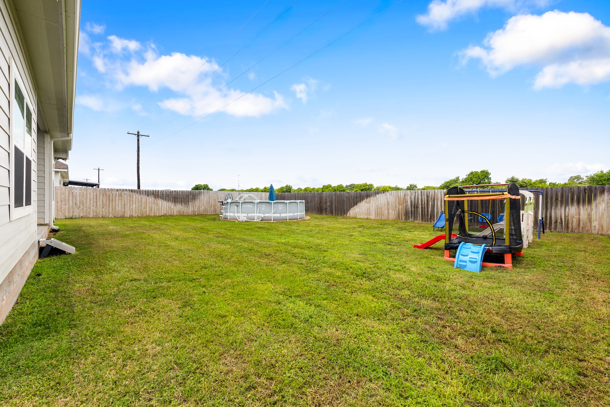 401 Brazos Bend Property Photo 19