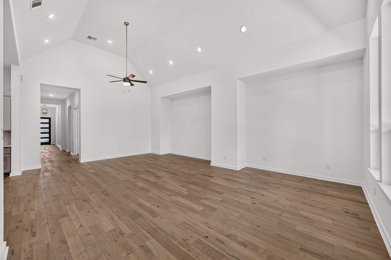 27108 Wrangler Way Drive Property Photo 5