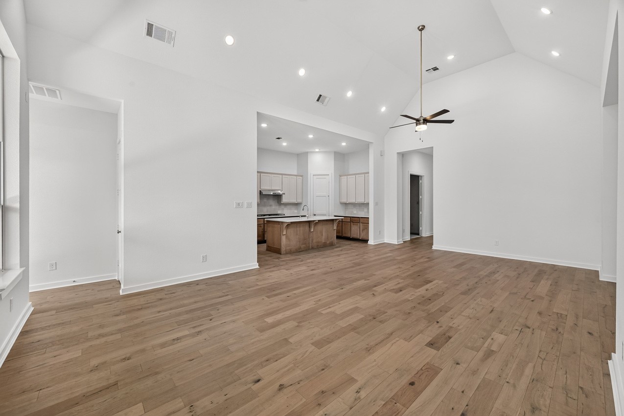 27108 Wrangler Way Drive Property Photo 6