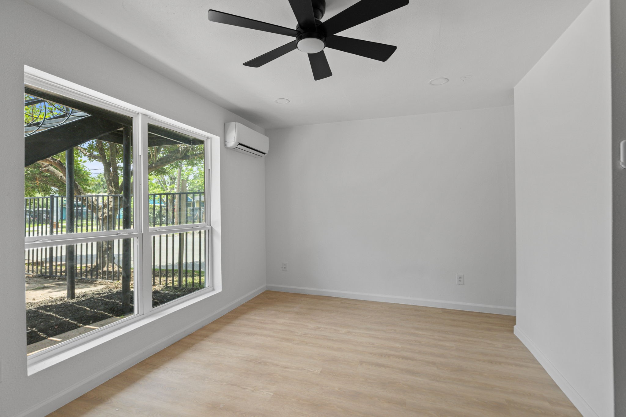6840 Fairway Drive 15 Property Photo 15