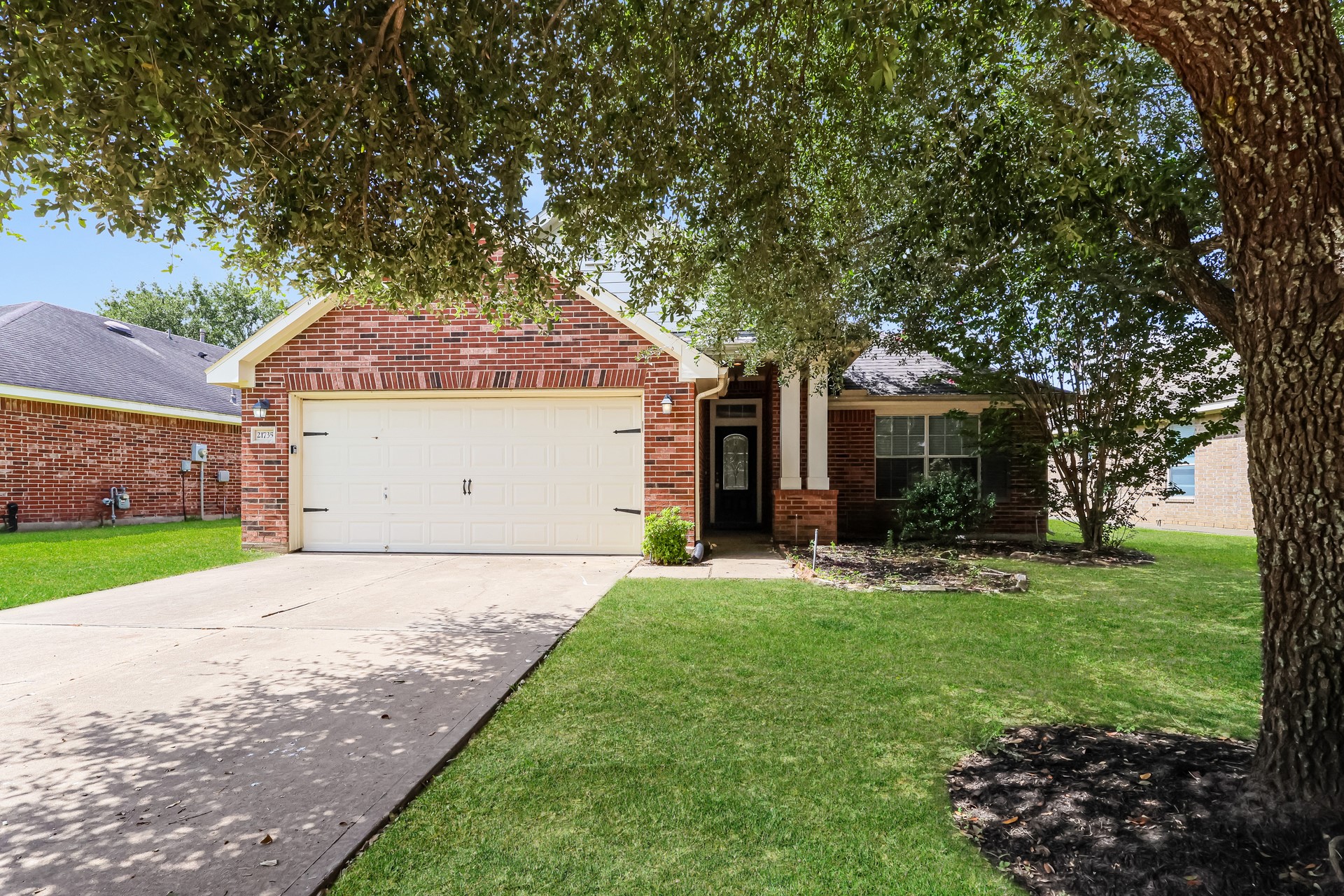 21735 Orange Maple Court Property Photo 1