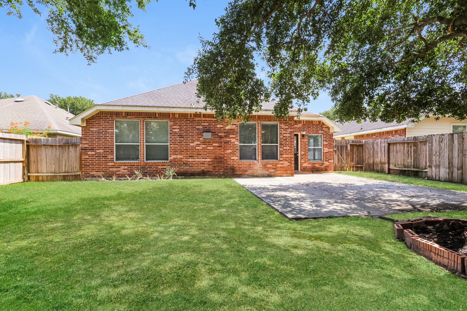21735 Orange Maple Court Property Photo 18