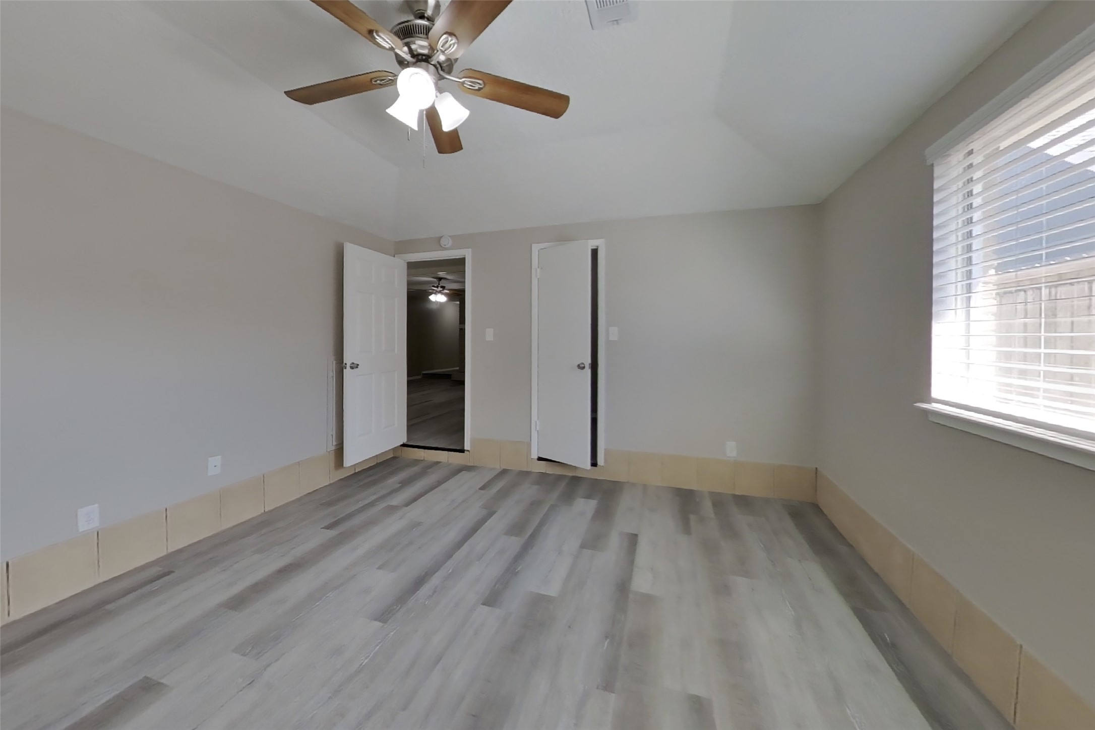 3815 Regency Drive Property Photo 10