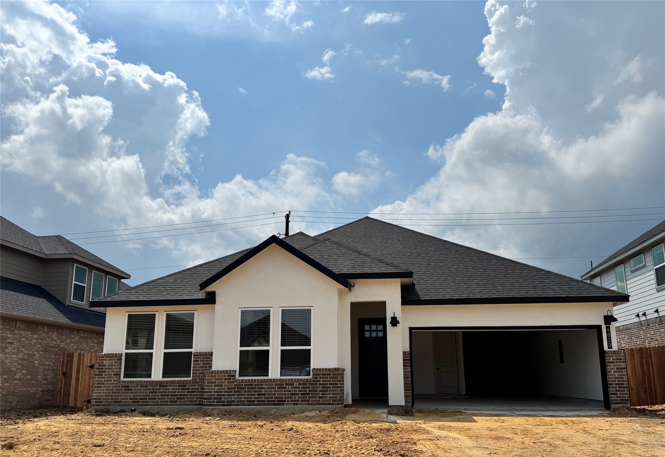 4020 Green Anjou Property Photo 1