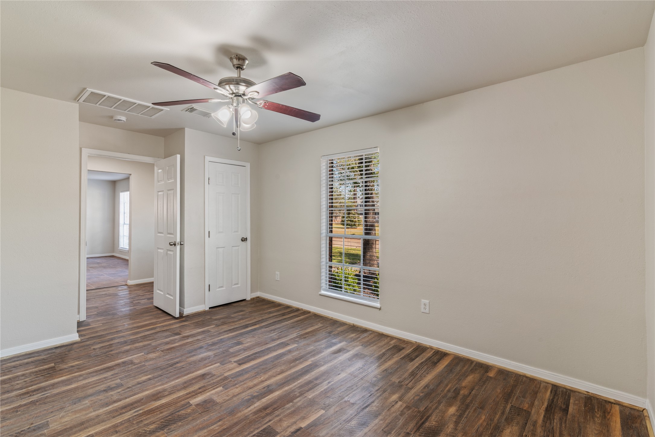 17923 Beaver Creek Drive Property Photo 7