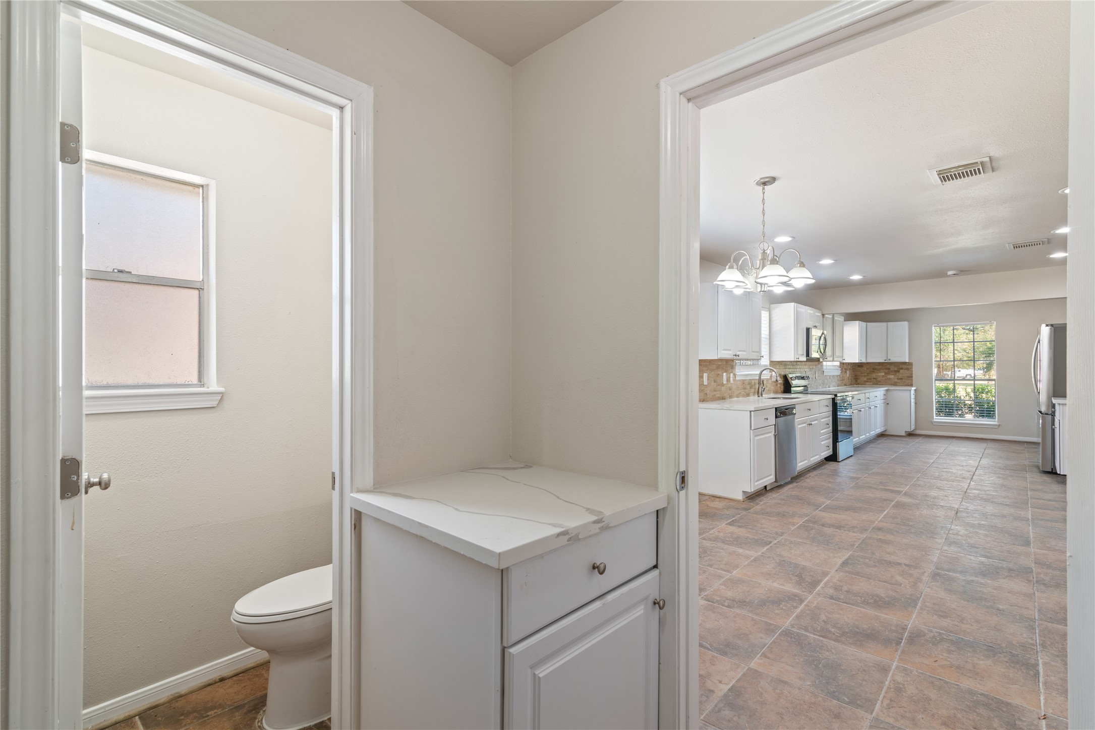 17923 Beaver Creek Drive Property Photo 13