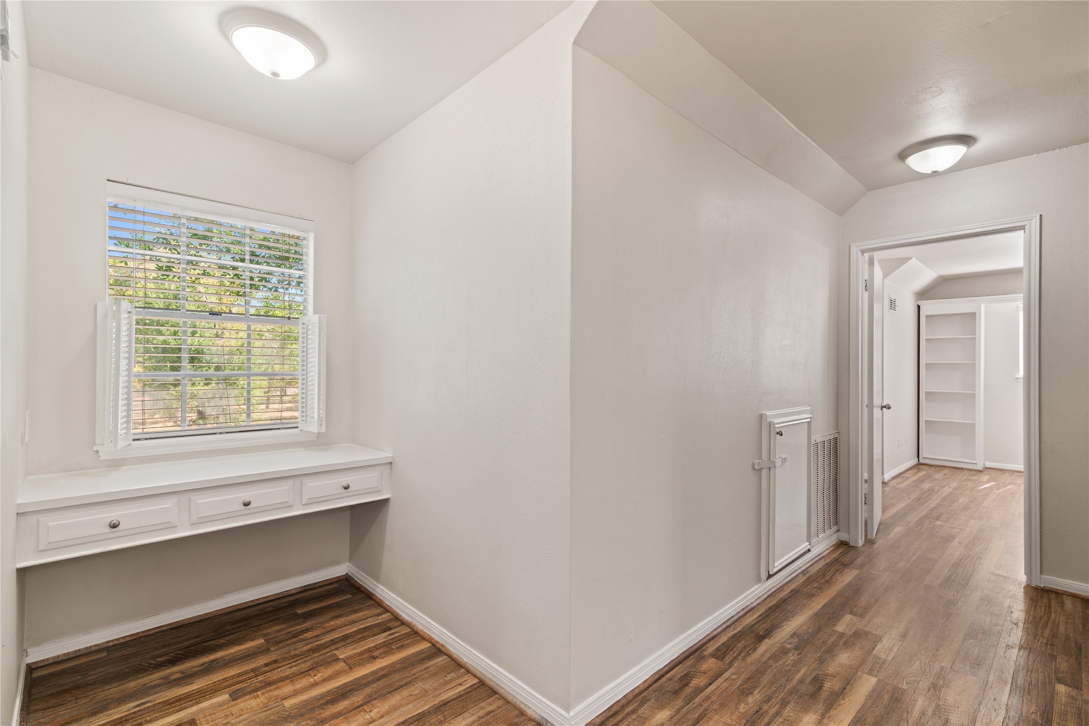 17923 Beaver Creek Drive Property Photo 22