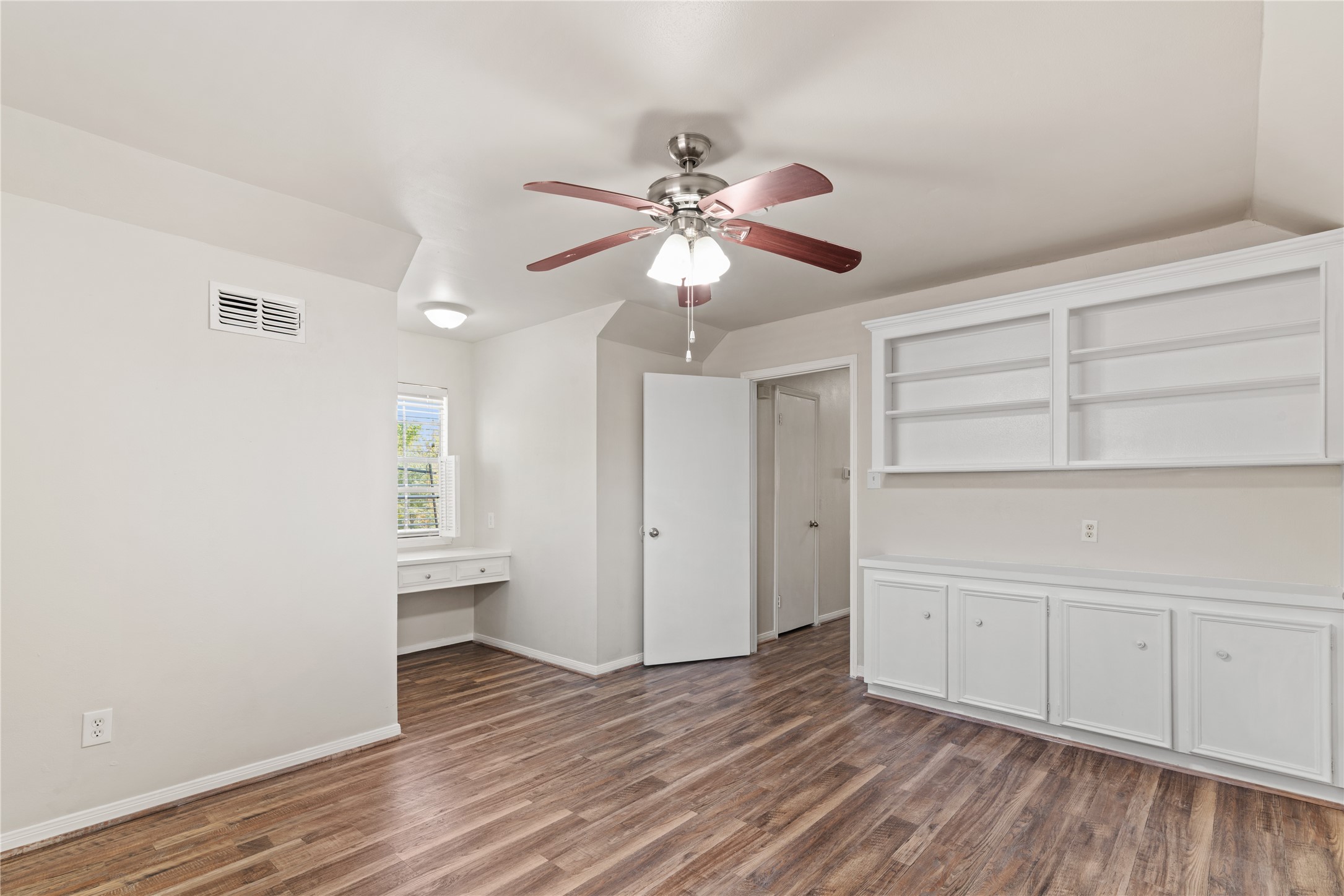 17923 Beaver Creek Drive Property Photo 23