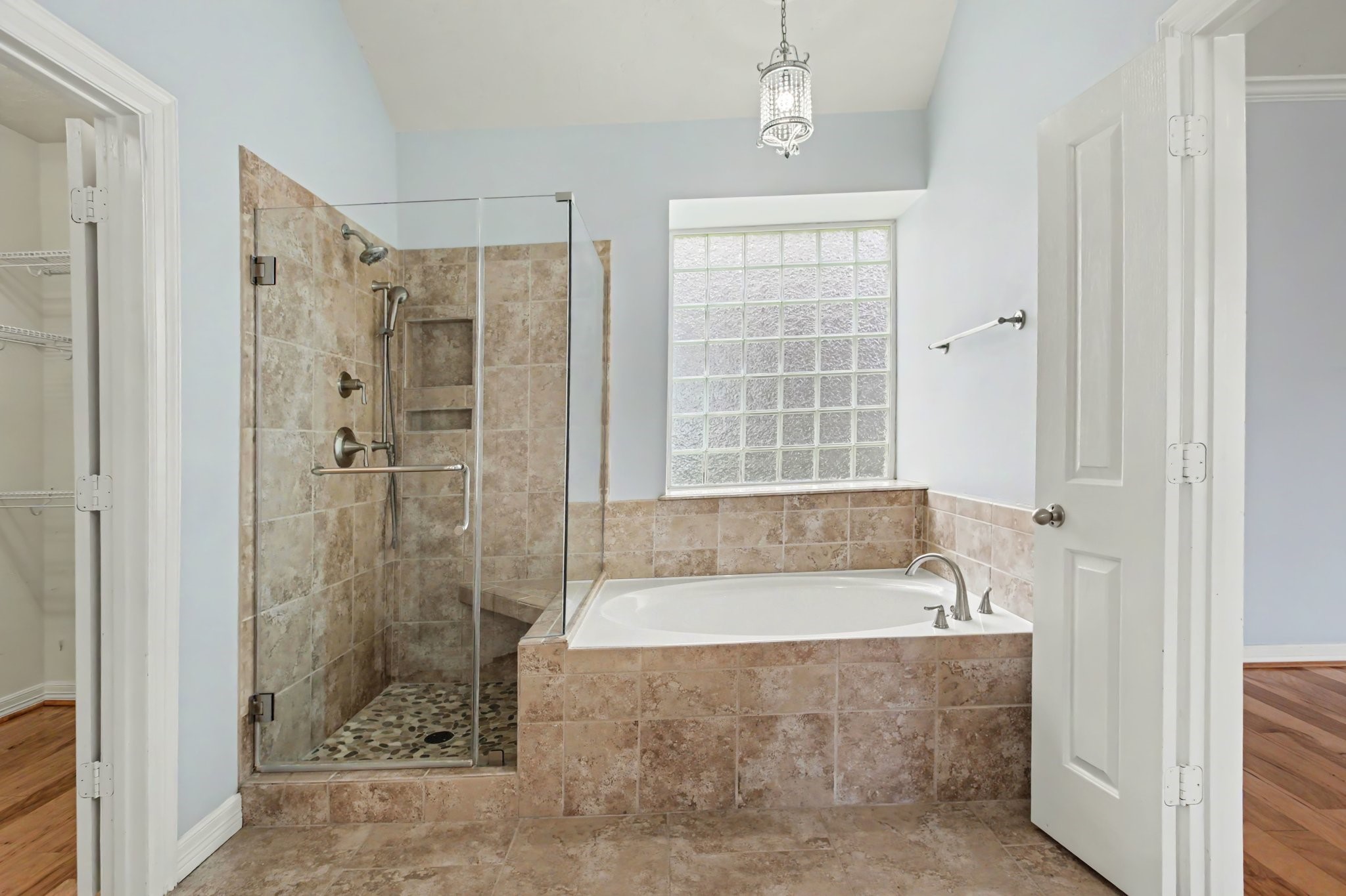 3015 Rustic Gardens Drive Property Photo 18