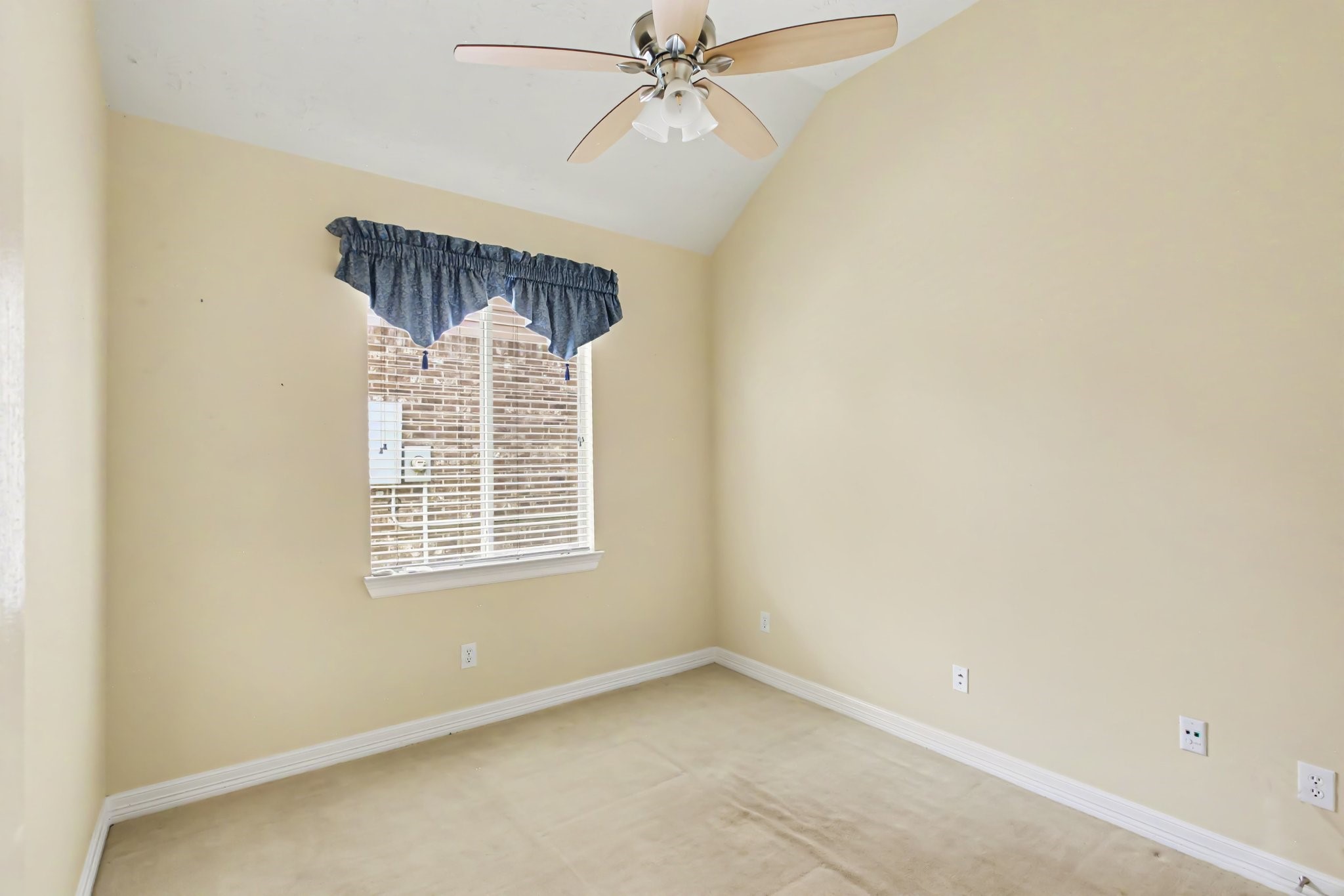 3015 Rustic Gardens Drive Property Photo 21