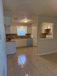 10118 Kirkbluff Drive Property Photo 4