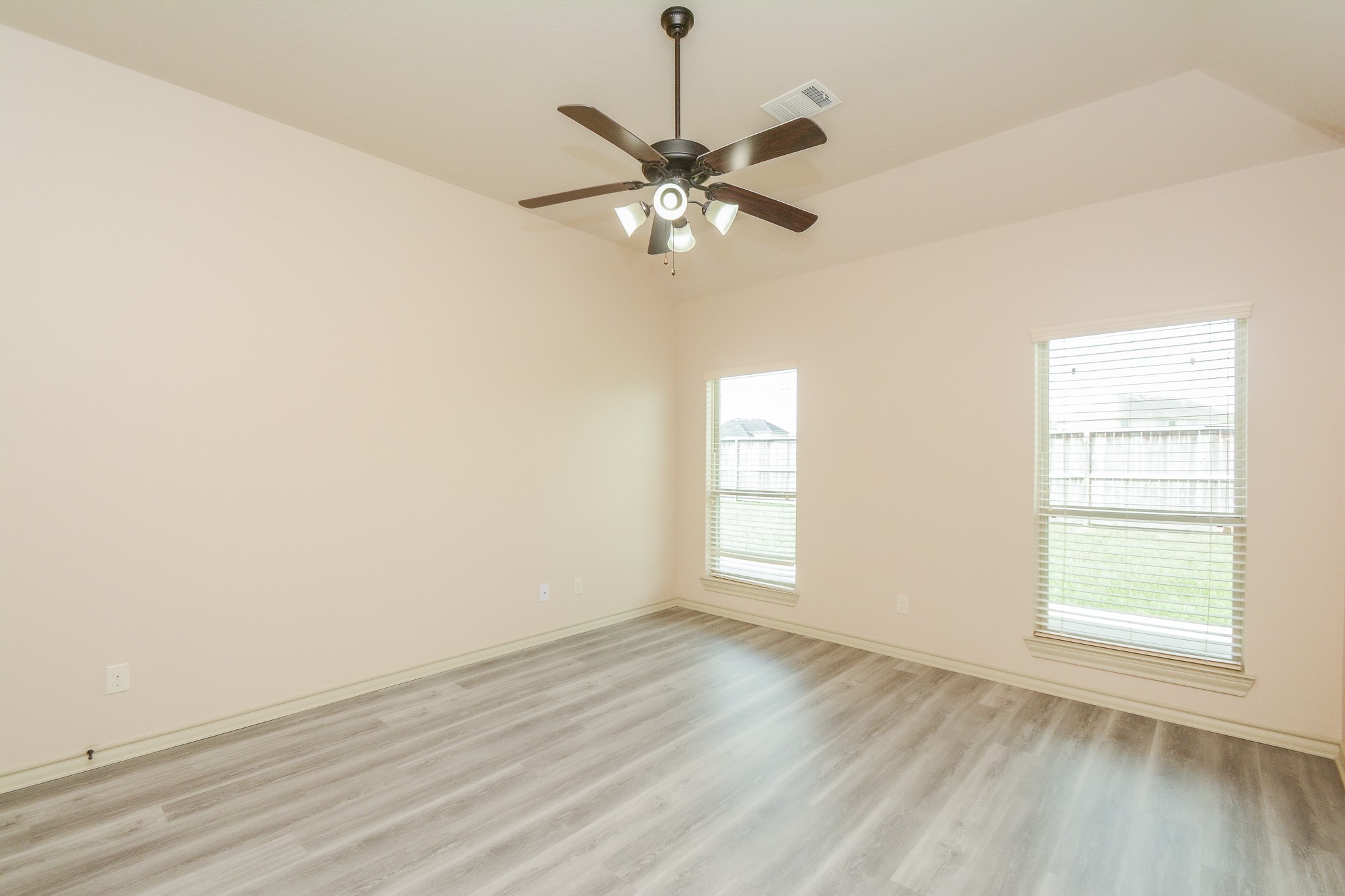 2322 Argos Drive Property Photo 22