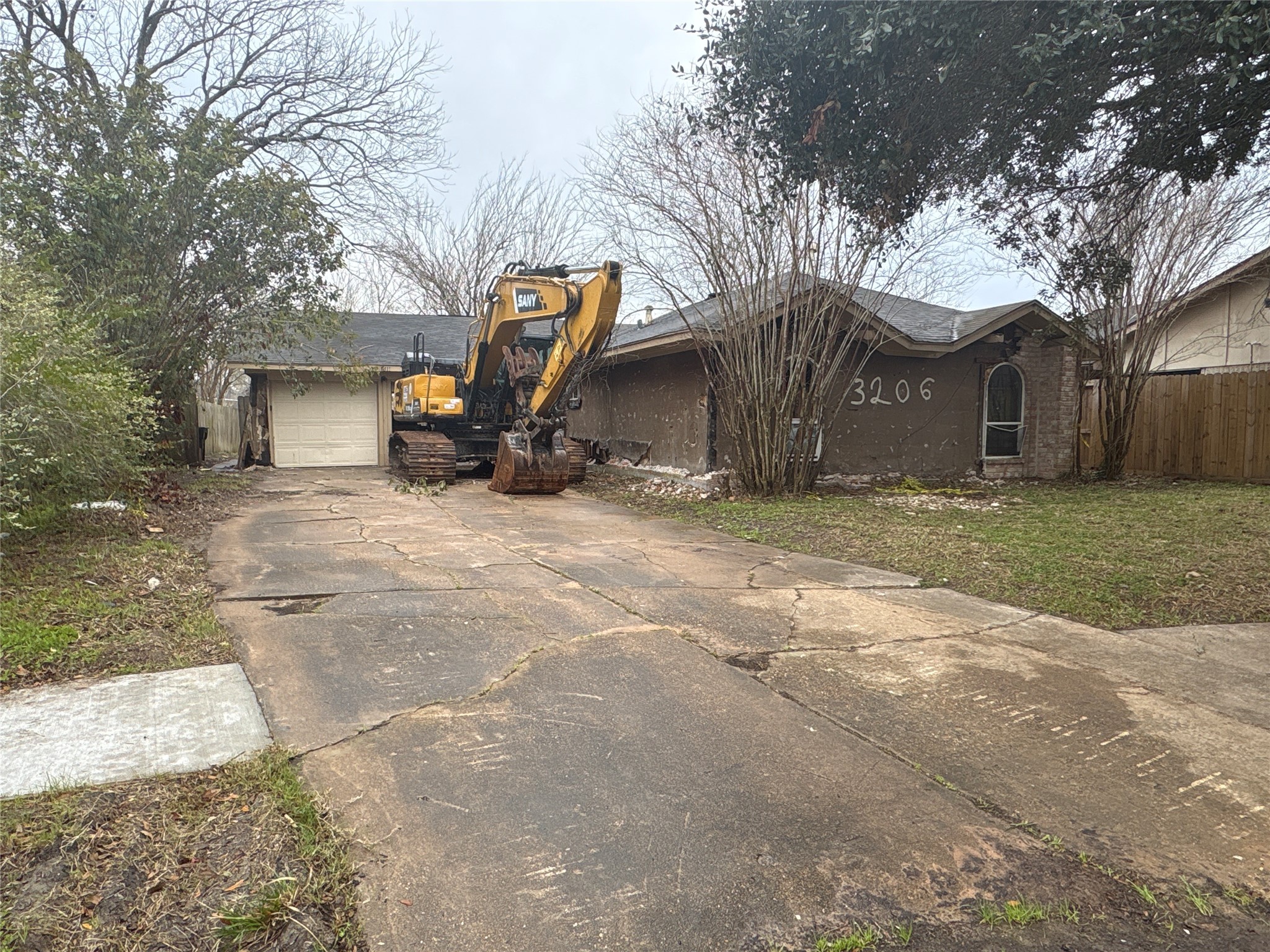 7111 Towerview Lane Property Photo 1