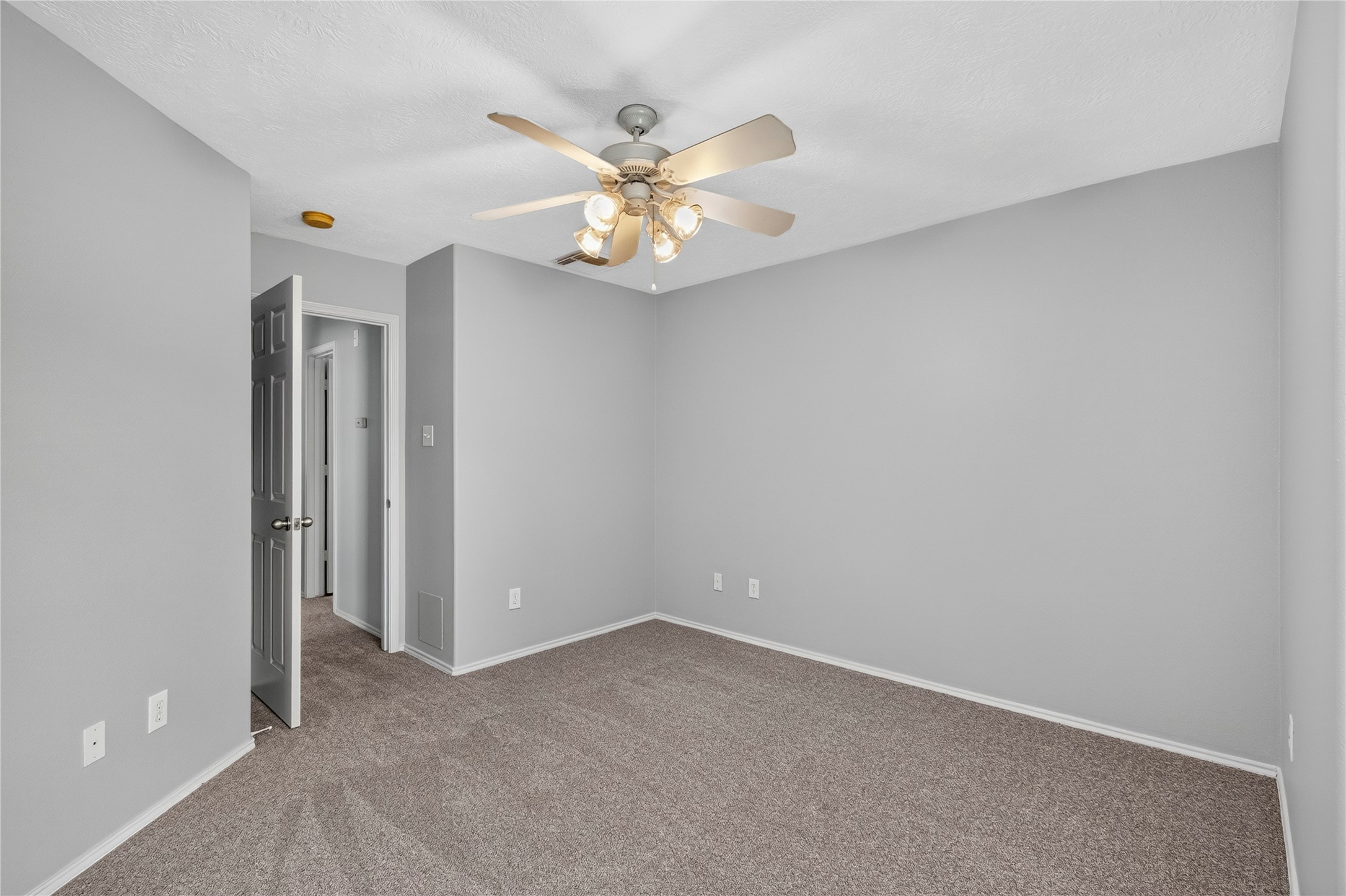 414 Folk Crest Lane Property Photo 18
