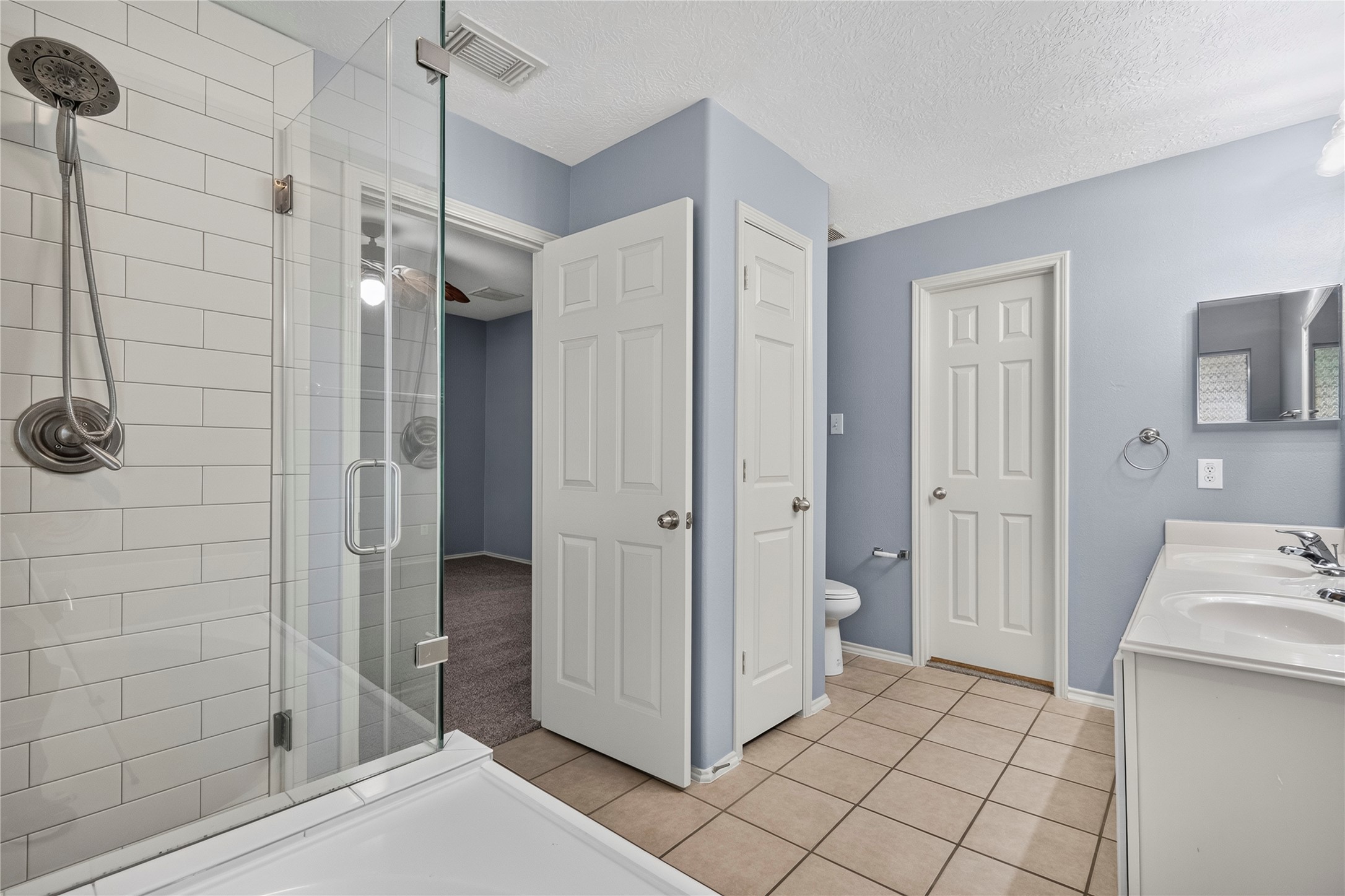414 Folk Crest Lane Property Photo 32