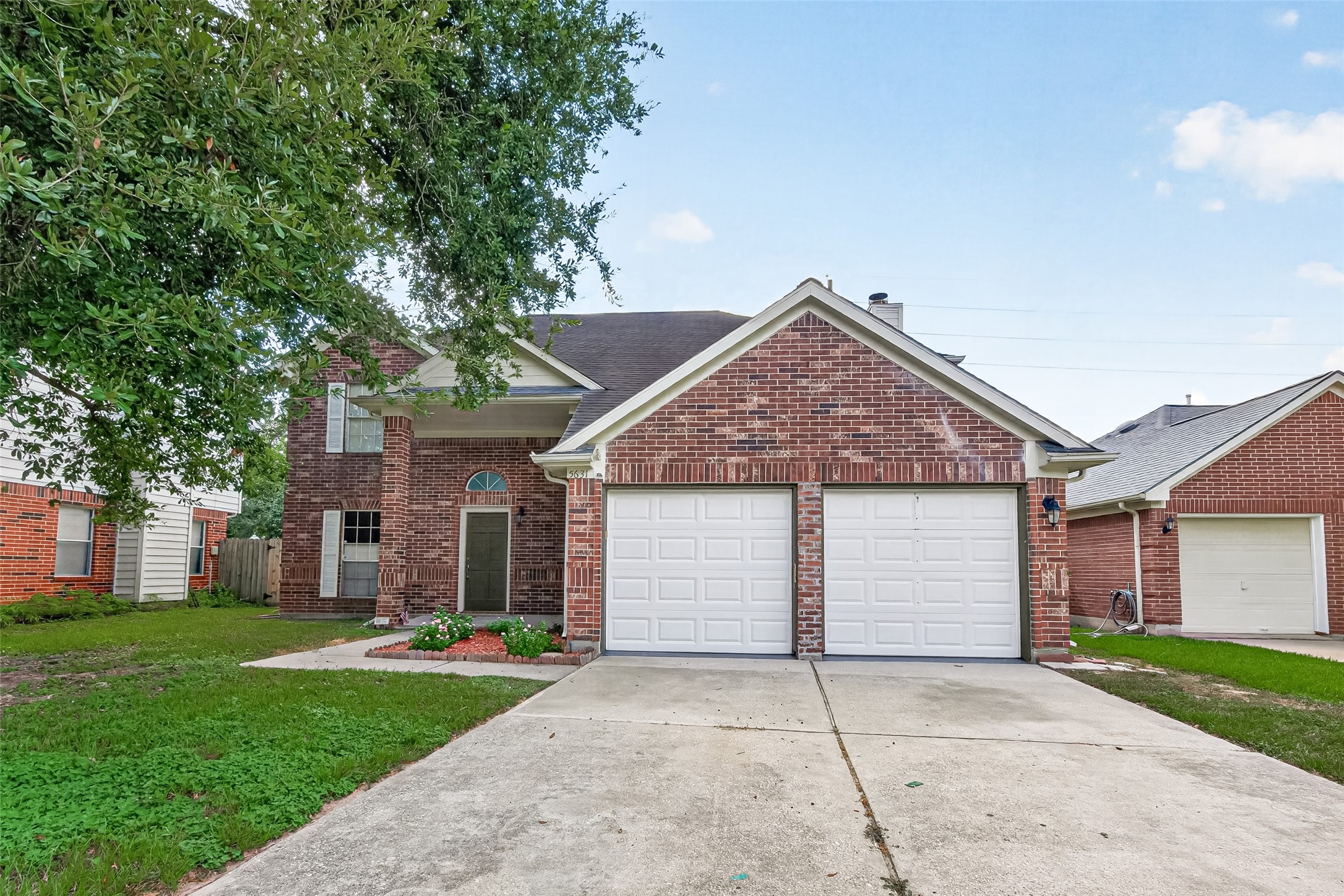 5631 Roserock Lane Property Photo 3