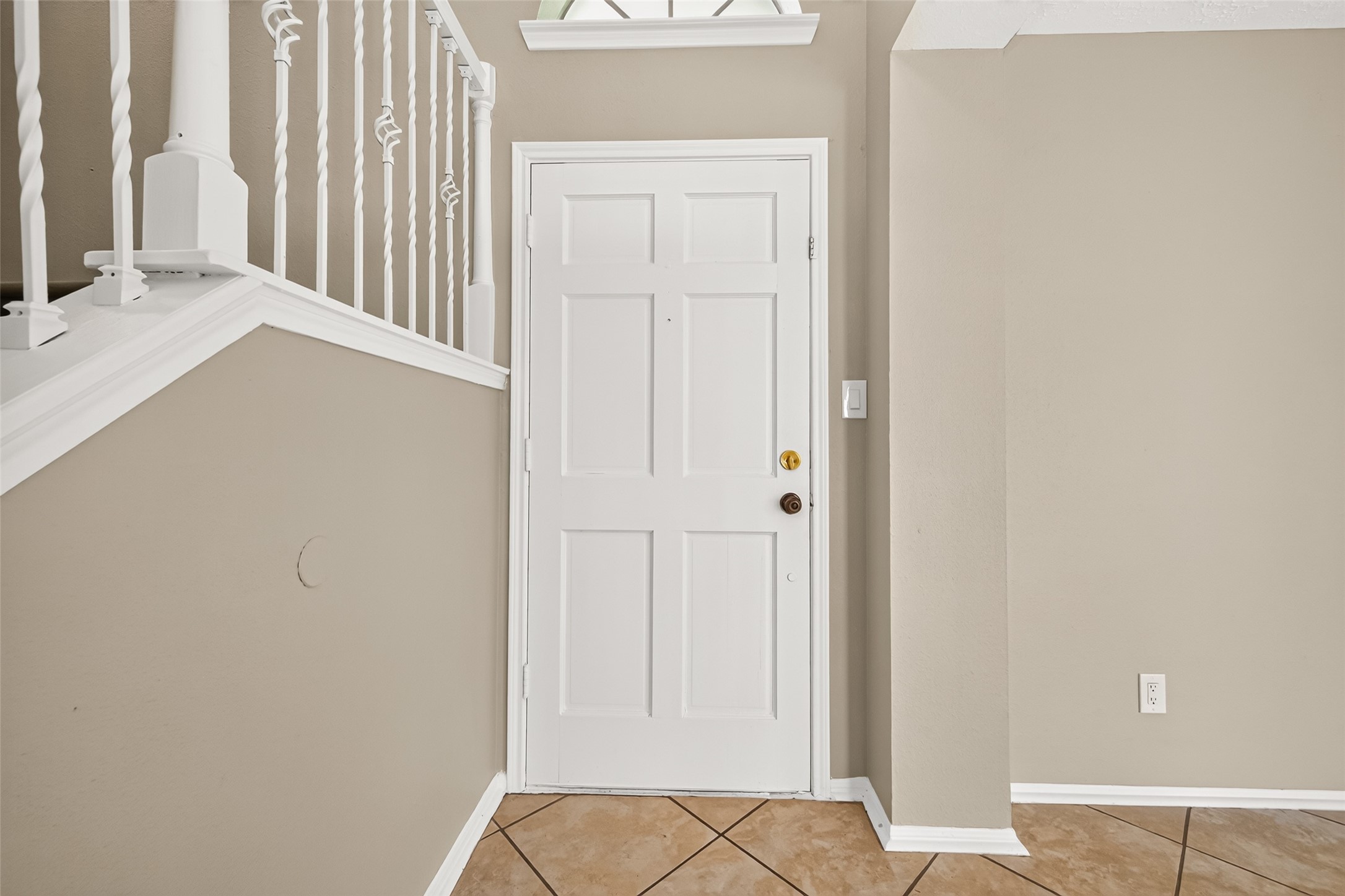 5631 Roserock Lane Property Photo 7