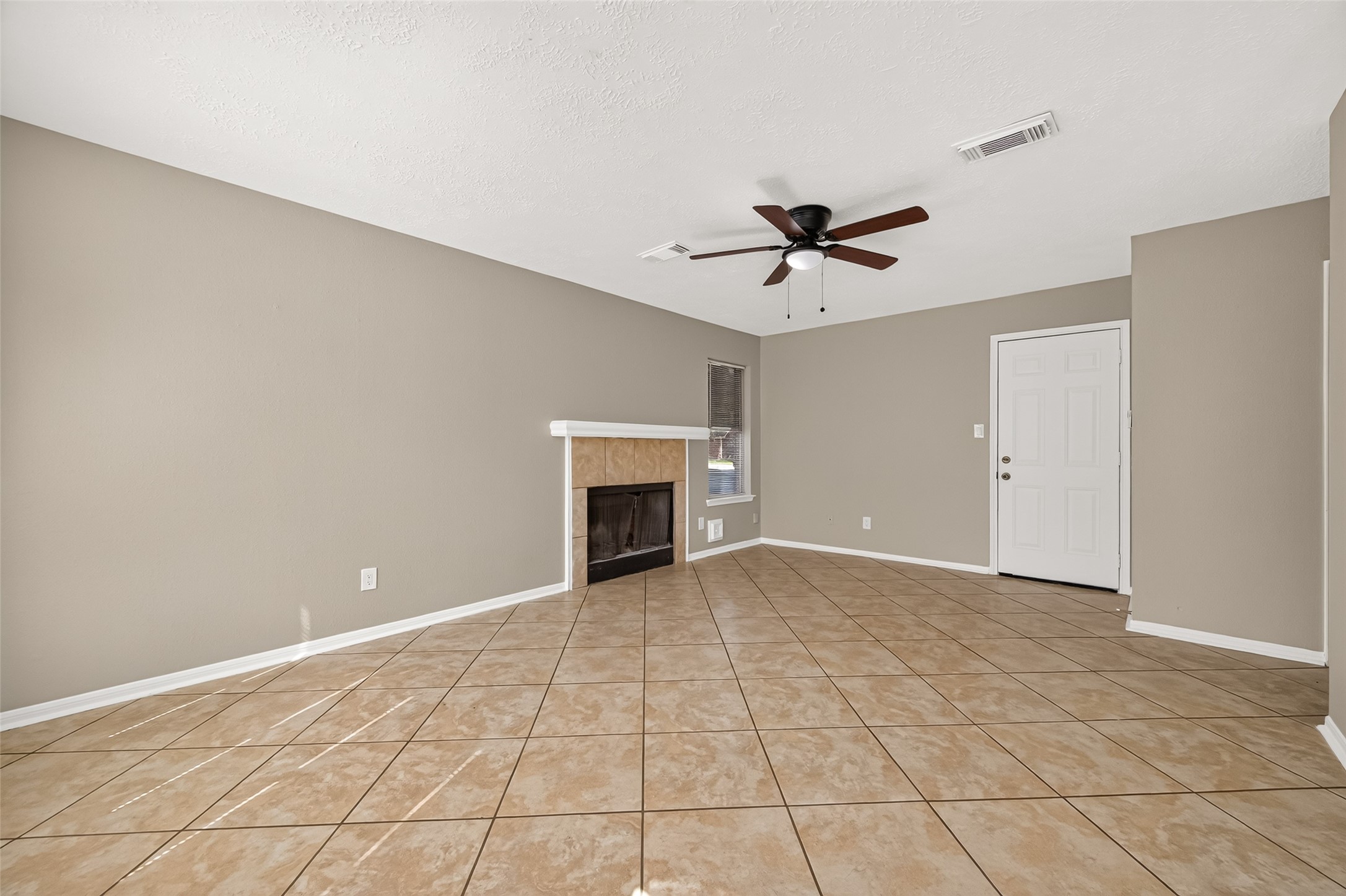 5631 Roserock Lane Property Photo 10