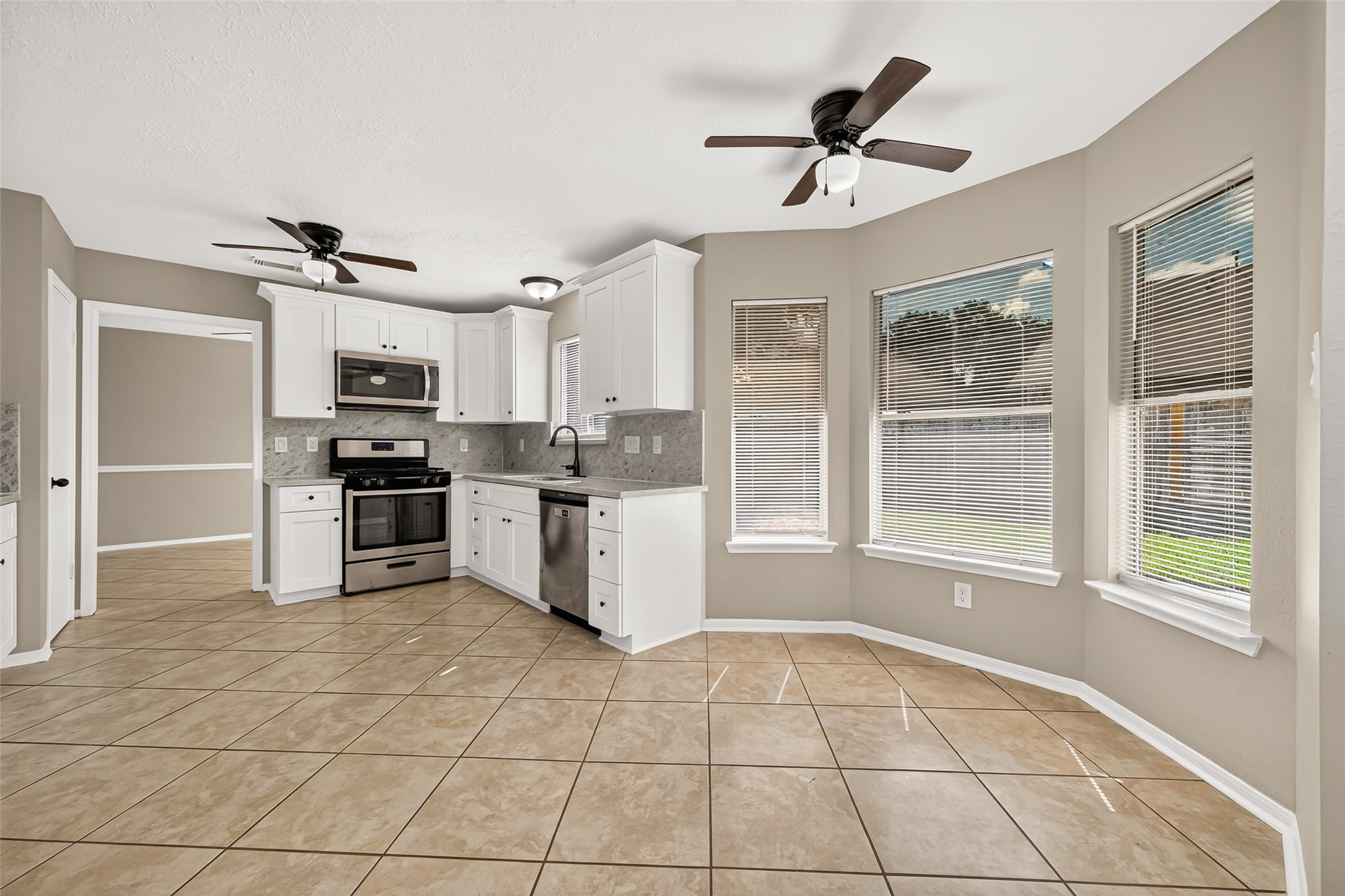 5631 Roserock Lane Property Photo 14