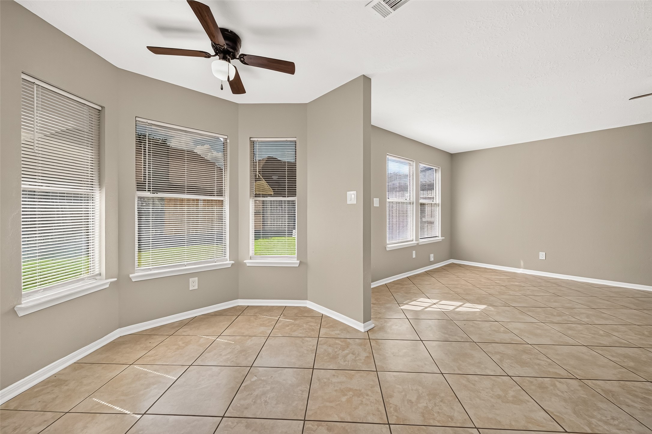5631 Roserock Lane Property Photo 15