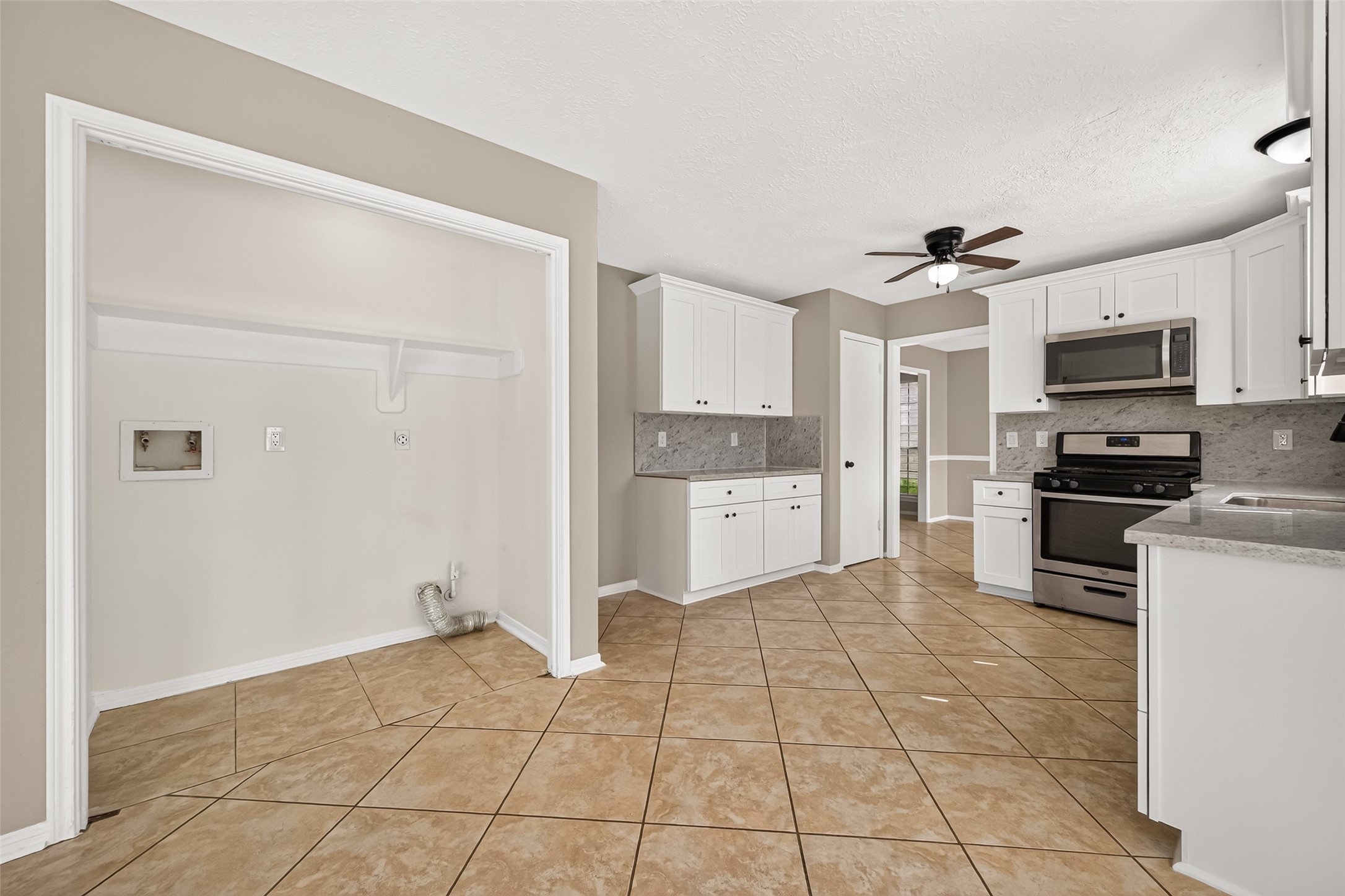 5631 Roserock Lane Property Photo 18