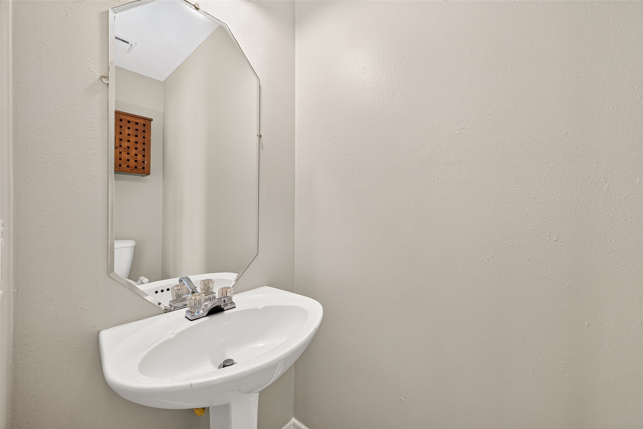 5631 Roserock Lane Property Photo 25